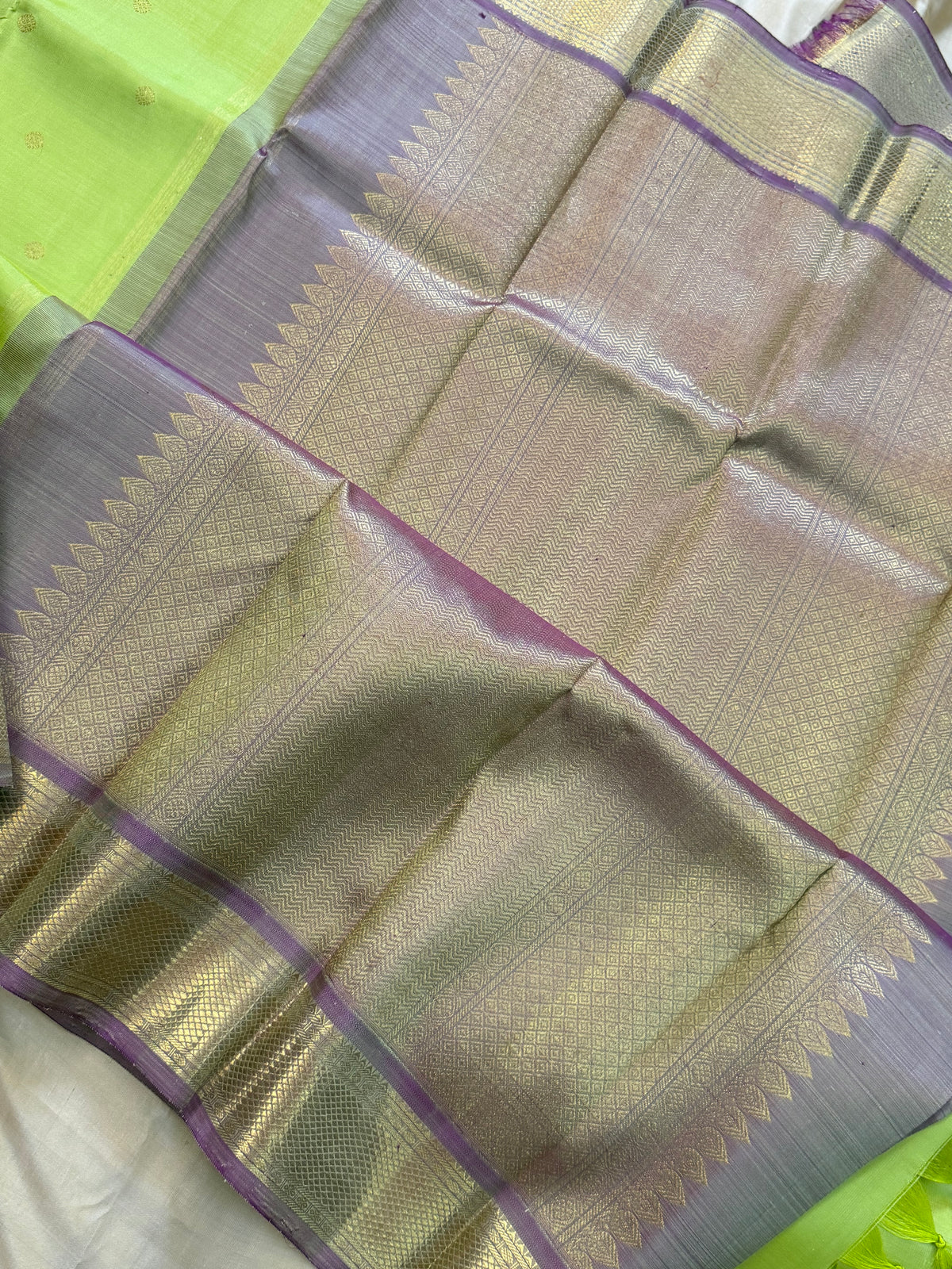 Colours of Navarathri Sampanga  Butta / pure Kanjipuram silk