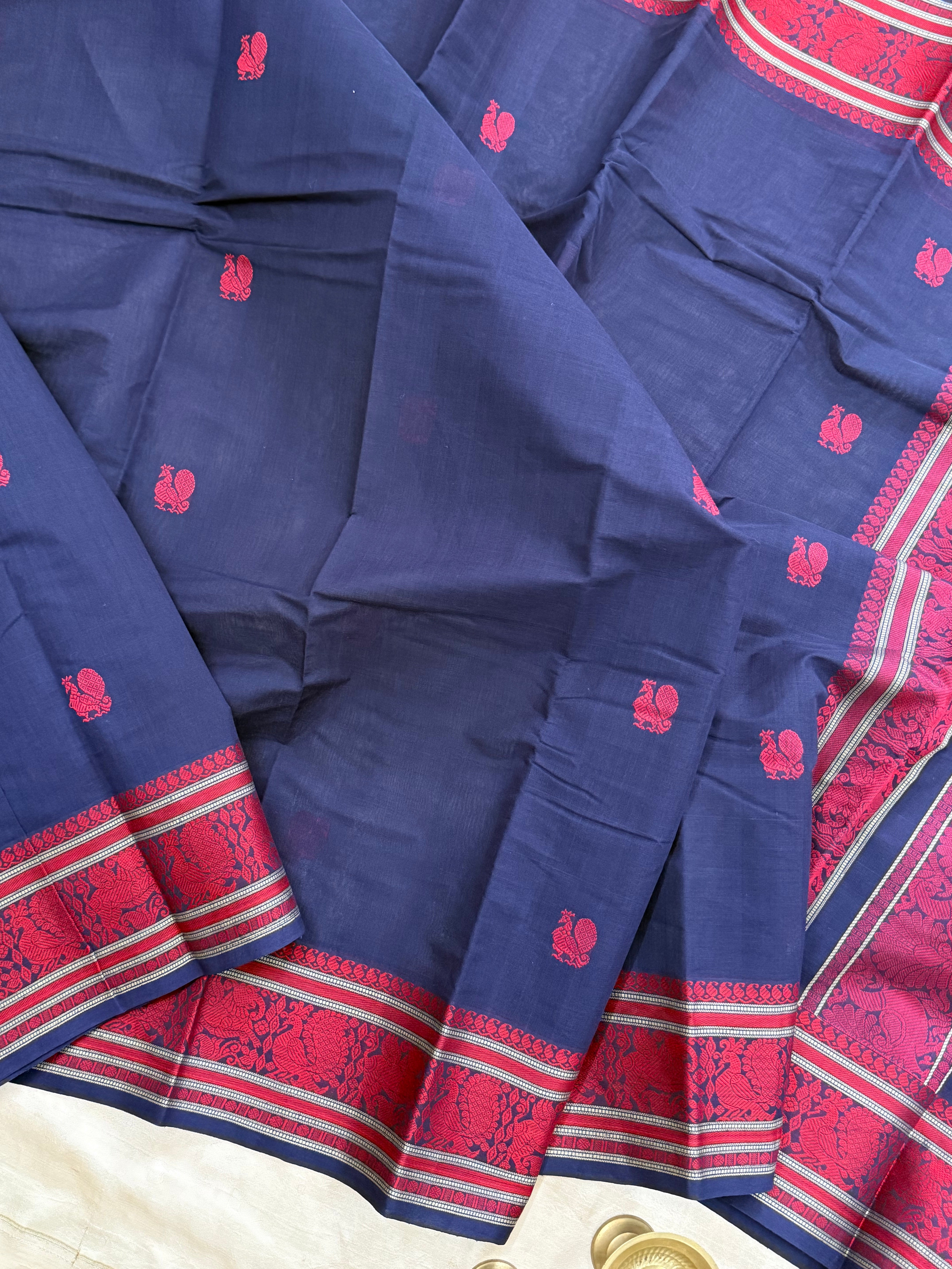 Dark blue and red / Kanchi Cotton