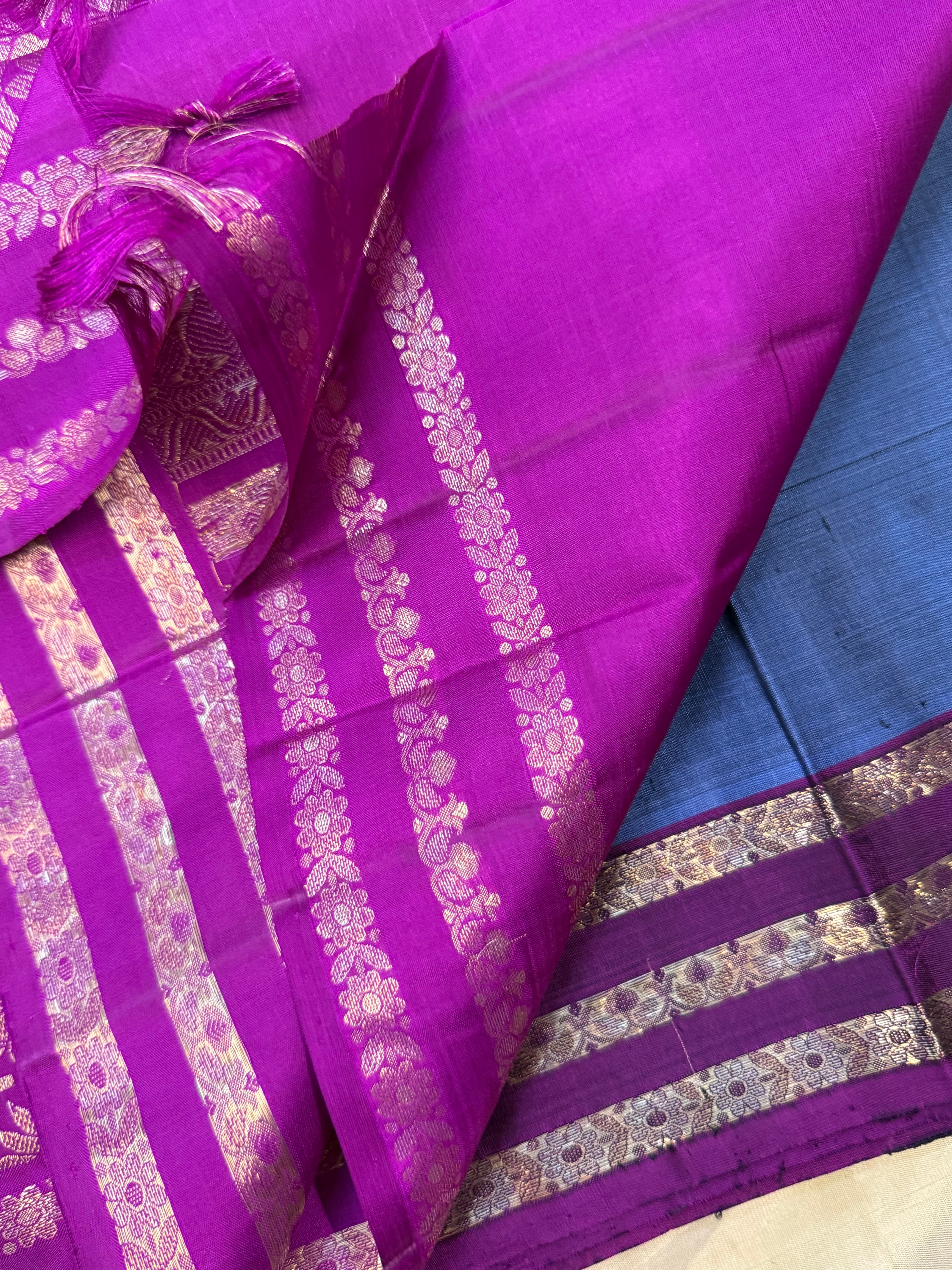 Bluish grey and vadamalli varisapet border/ Arani silk