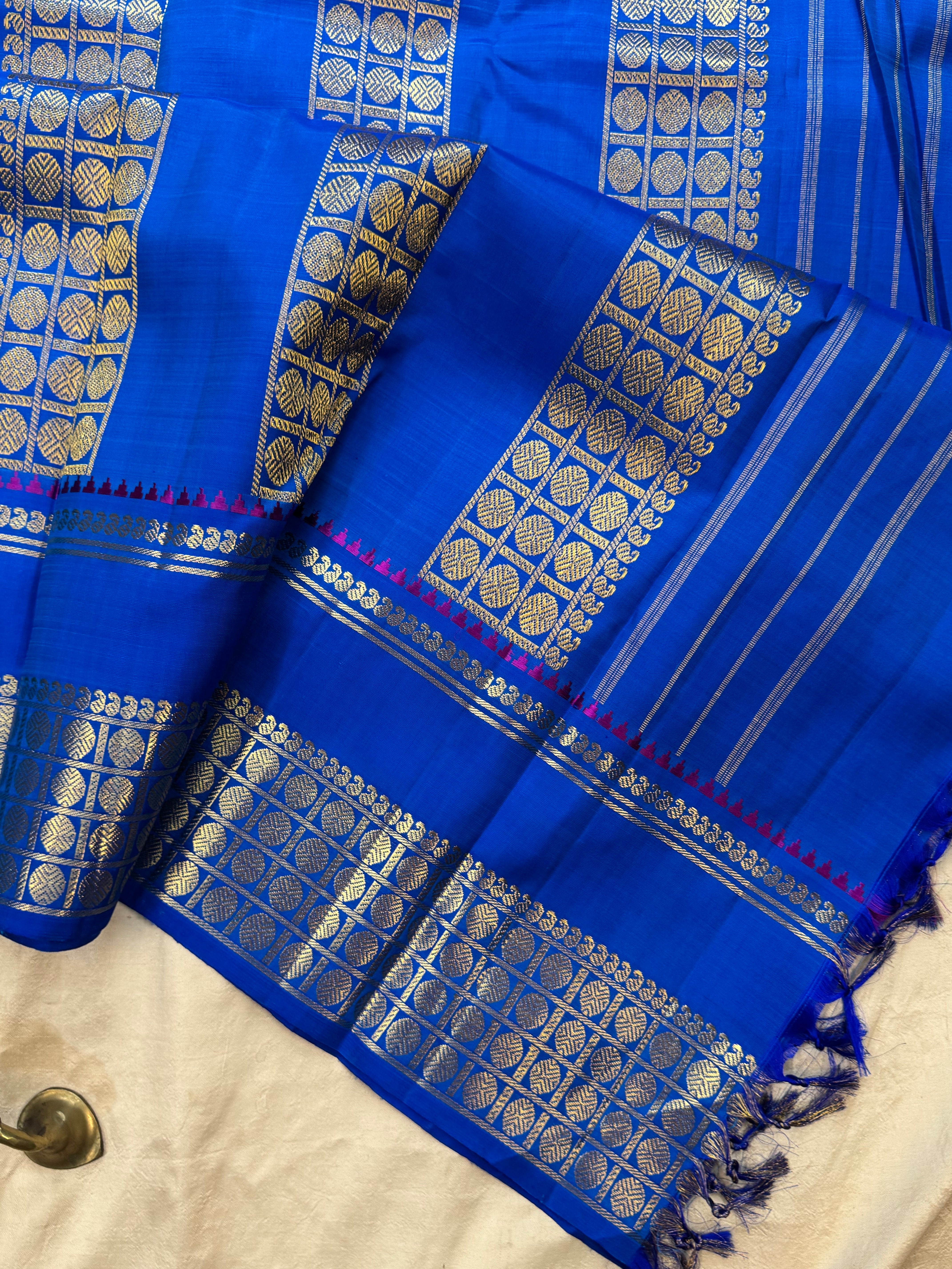 Nichyathartham edit : sea blue varisapet kanjipuram silk