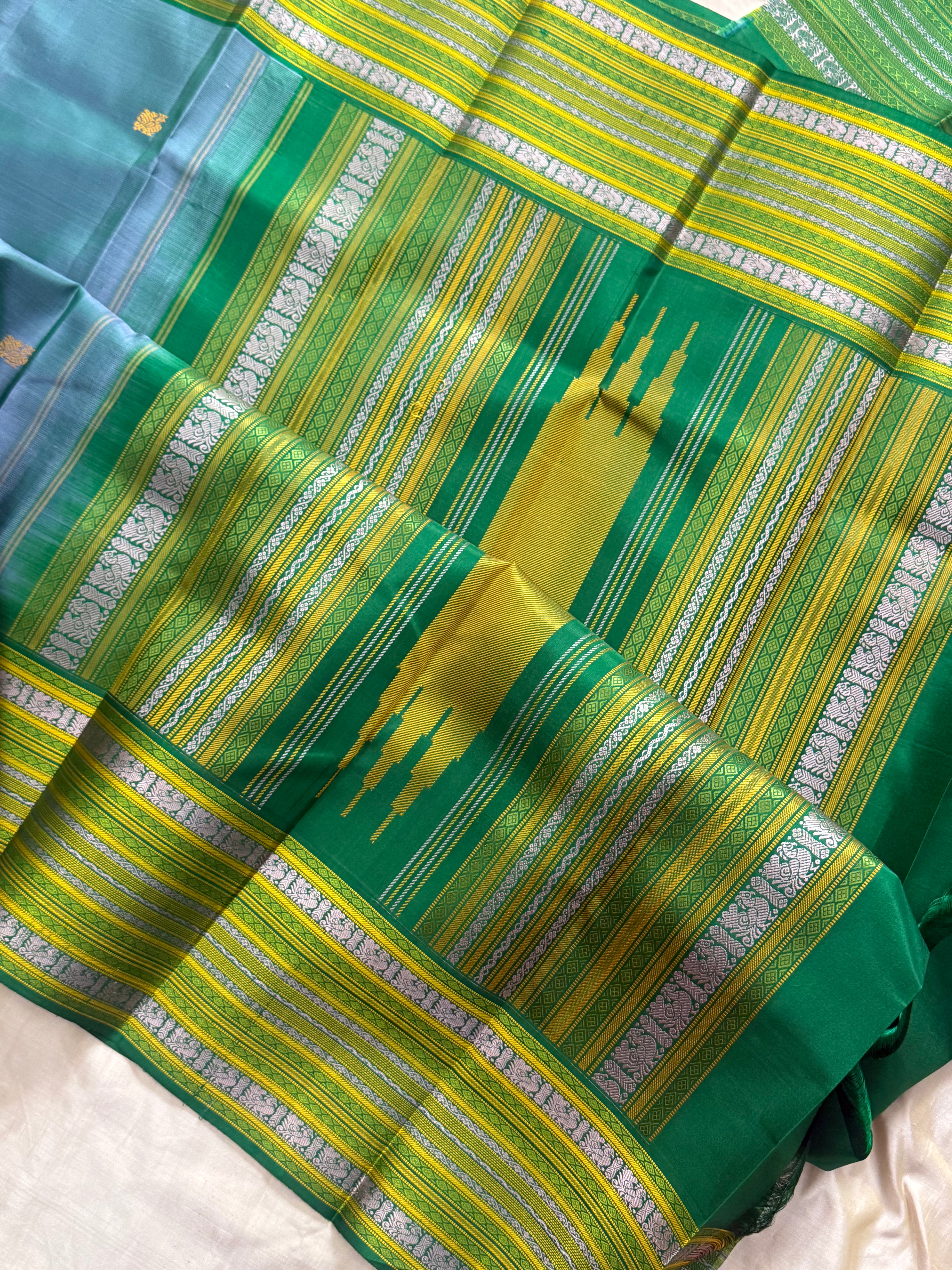 Mayilkazhuthu body with thread Butta  green border/CLSA9821
