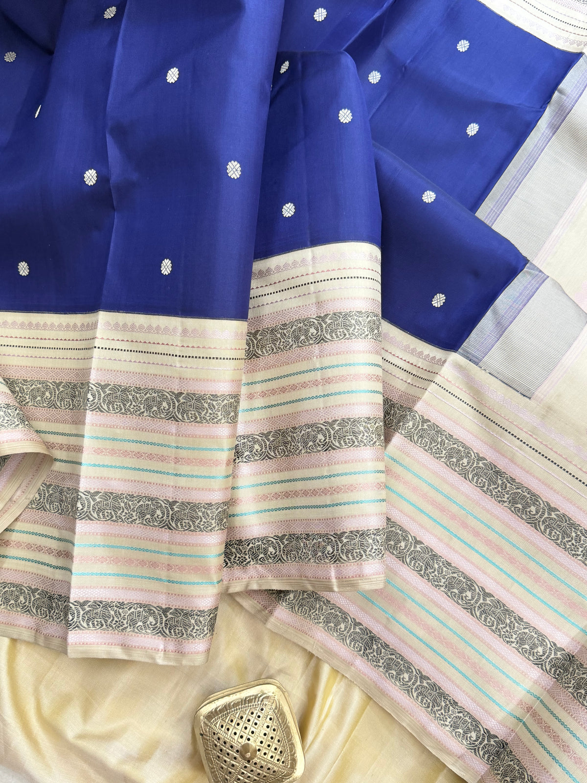 Dark blue varisapet Kai Korvai  / Arani silk