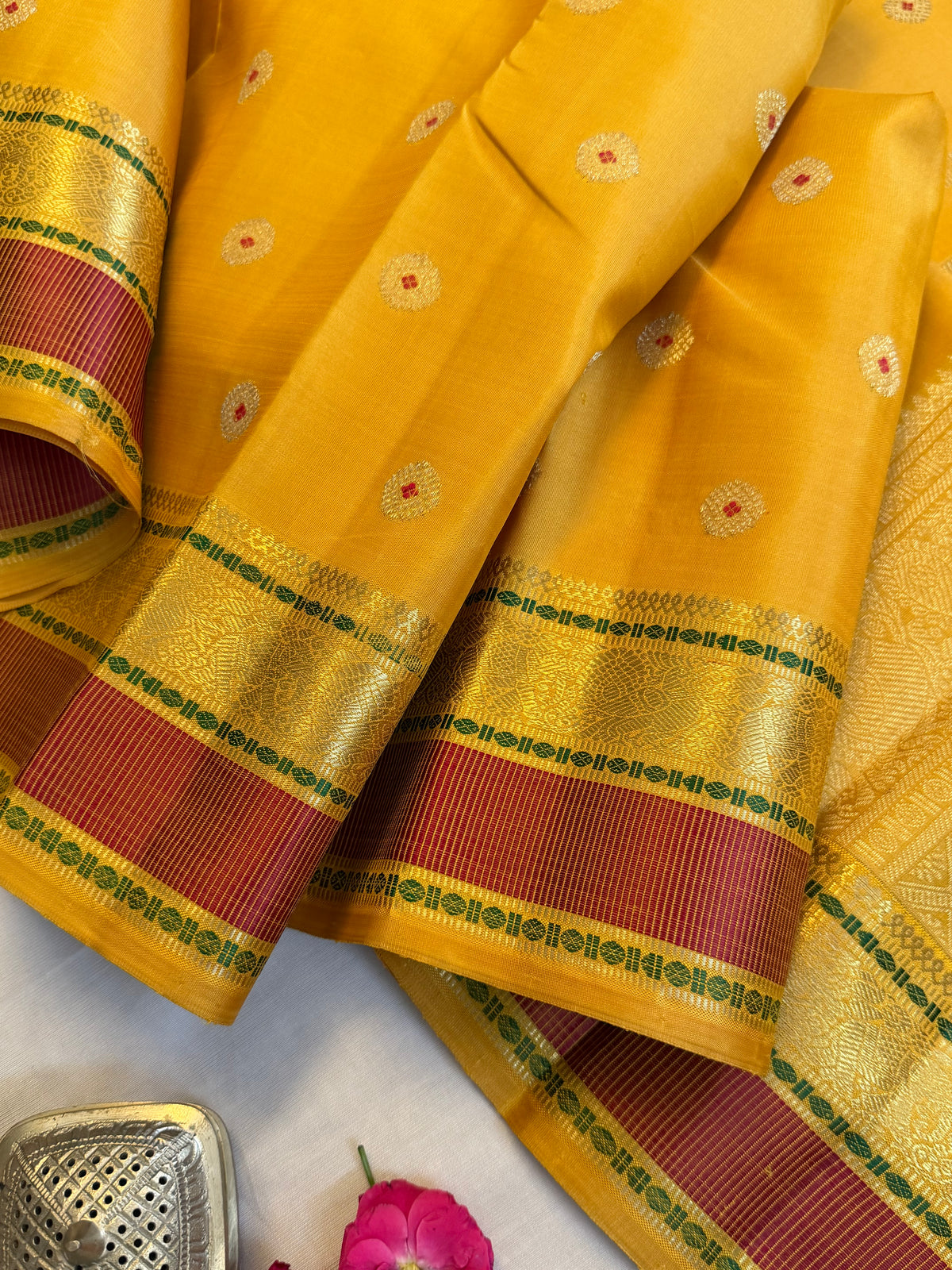 Yellow - Day 1 Navarthri colour pure Zari Kanjipuram silk / Meena work Butta