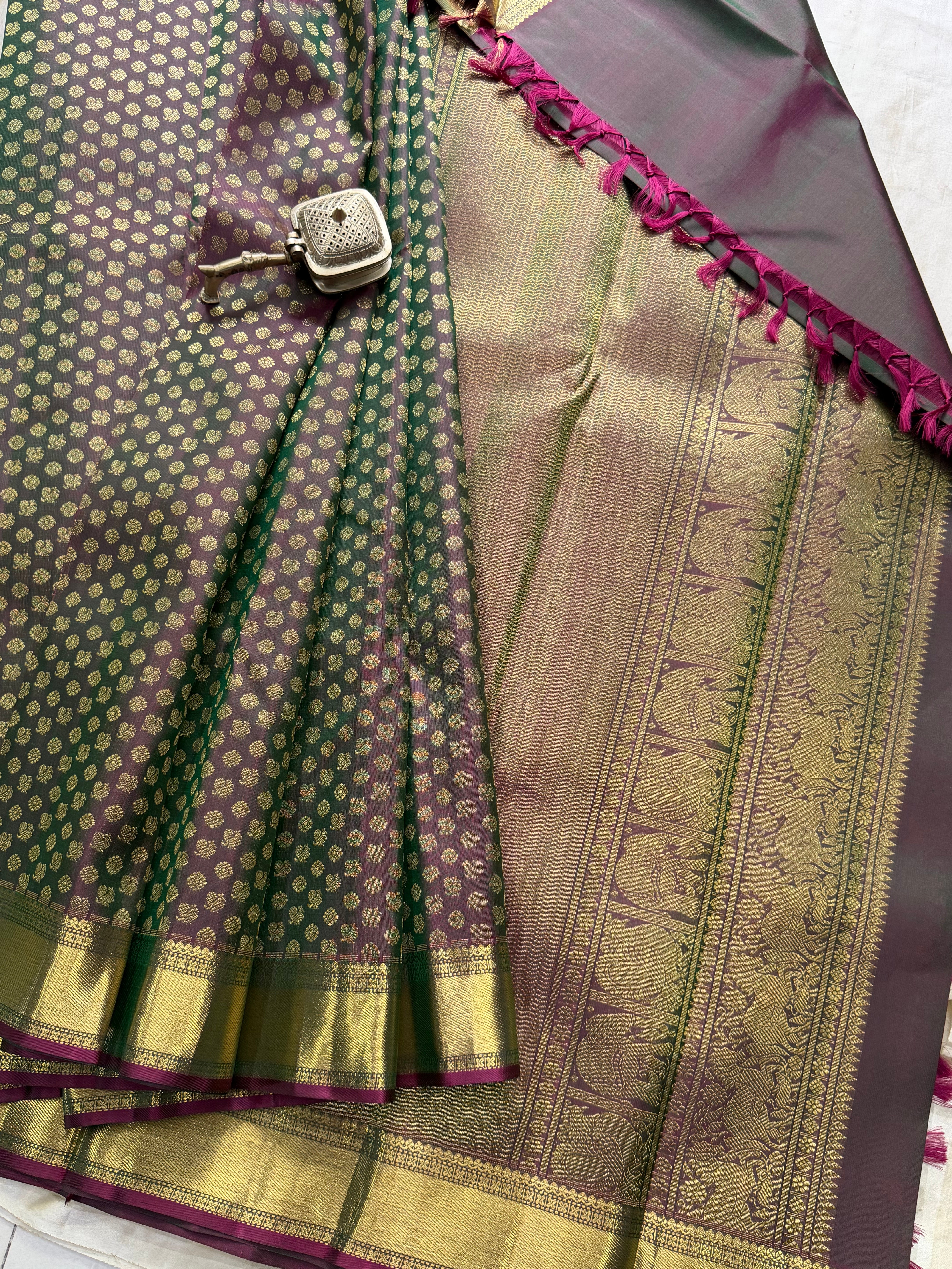 1 lakh Butta manthulir bridal pure Zari Kanjipuram silk
