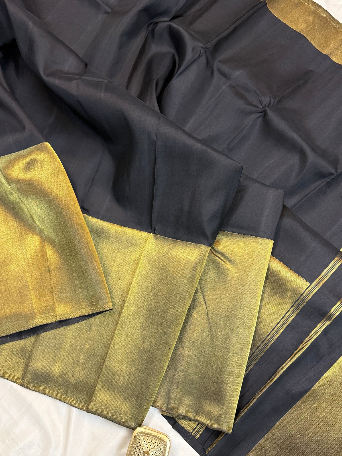 Black Korvai gold pure zari / kanjipuram silk saree clsa 2444