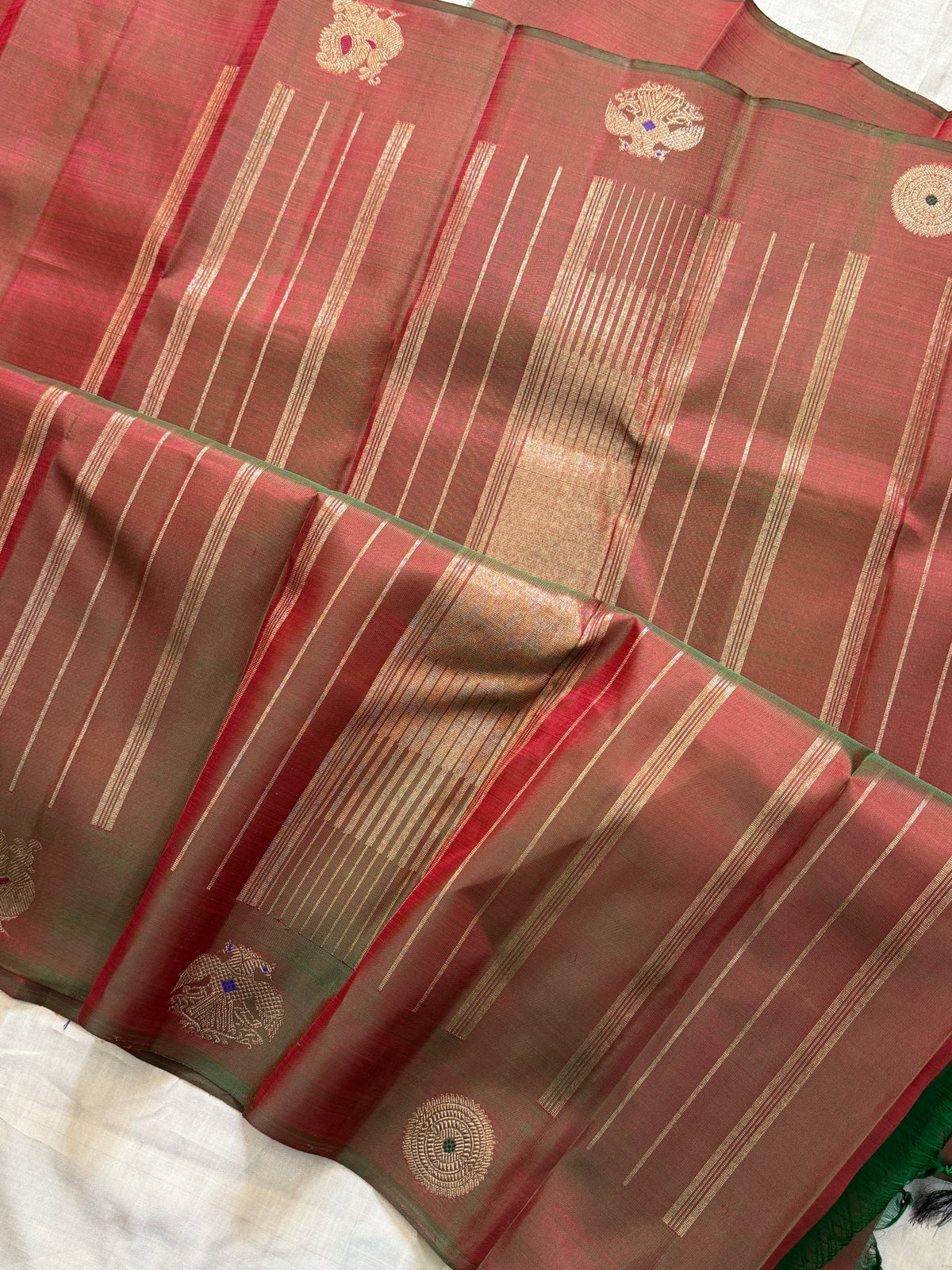Manthulir border Zari butta / kanjipuram silk saree clsa 11921
