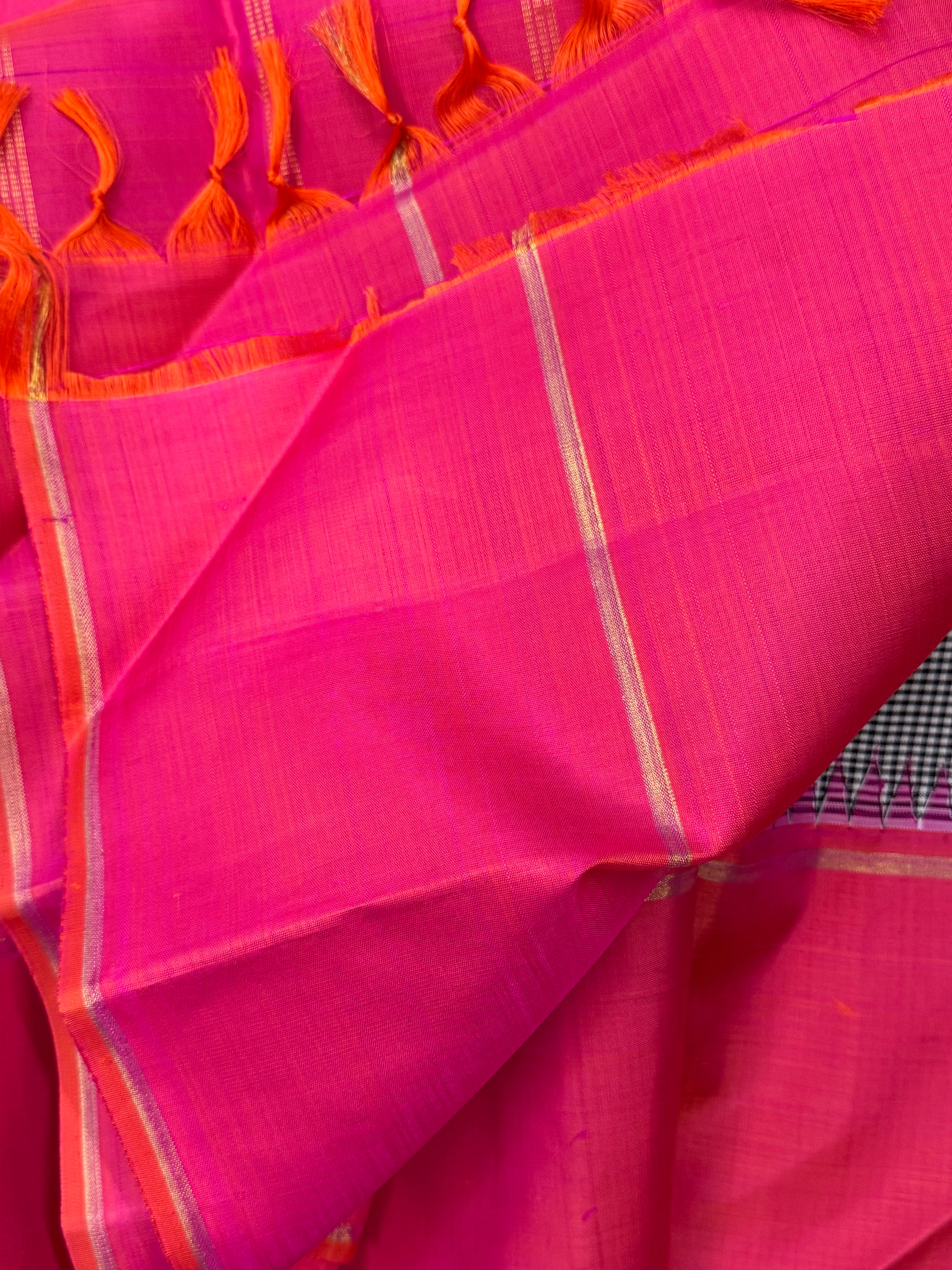 Kasa kasa kattam and pink border / Arani silk