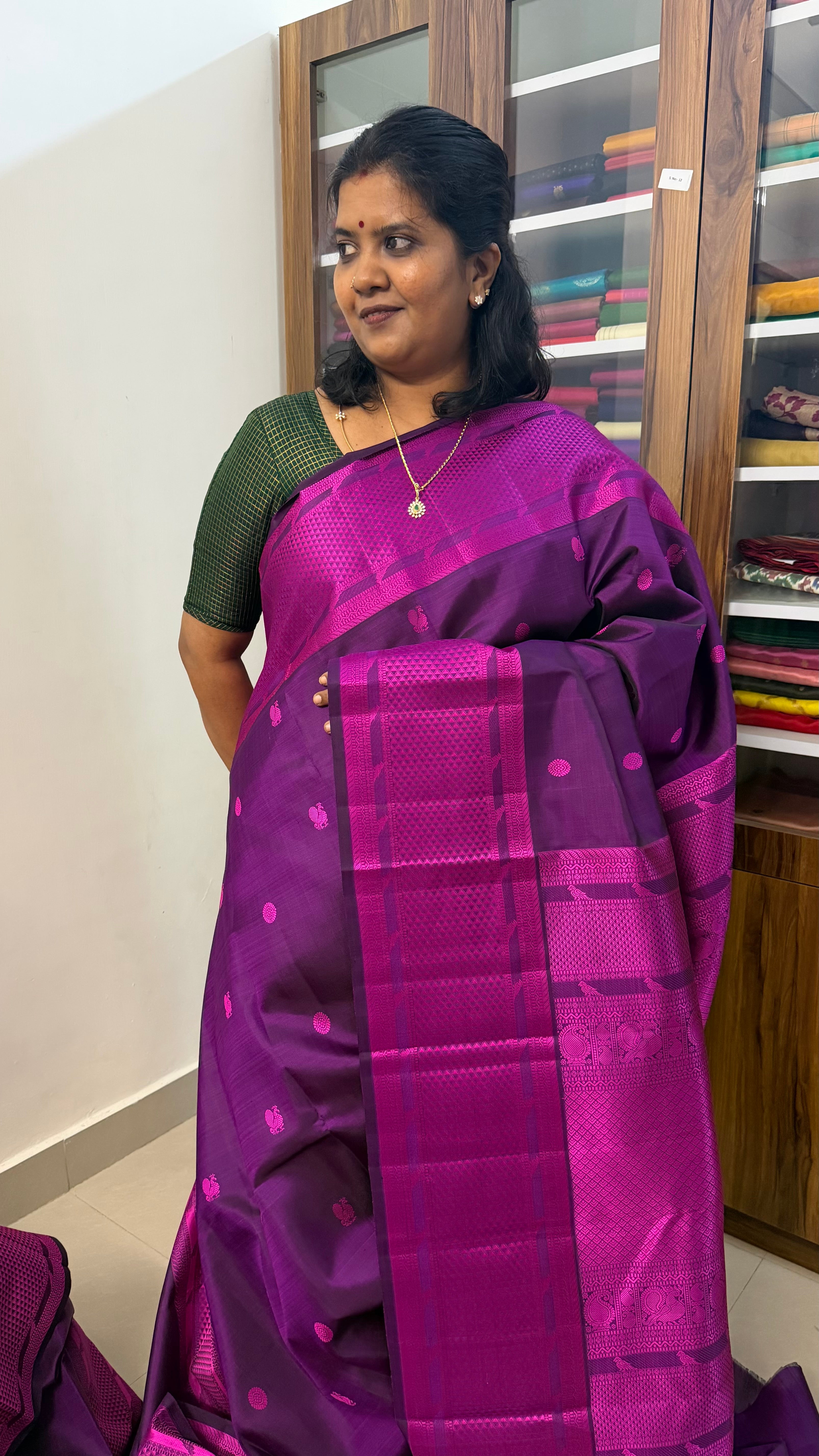 Majenta pink Kili  thread work Kanjipuram silk
