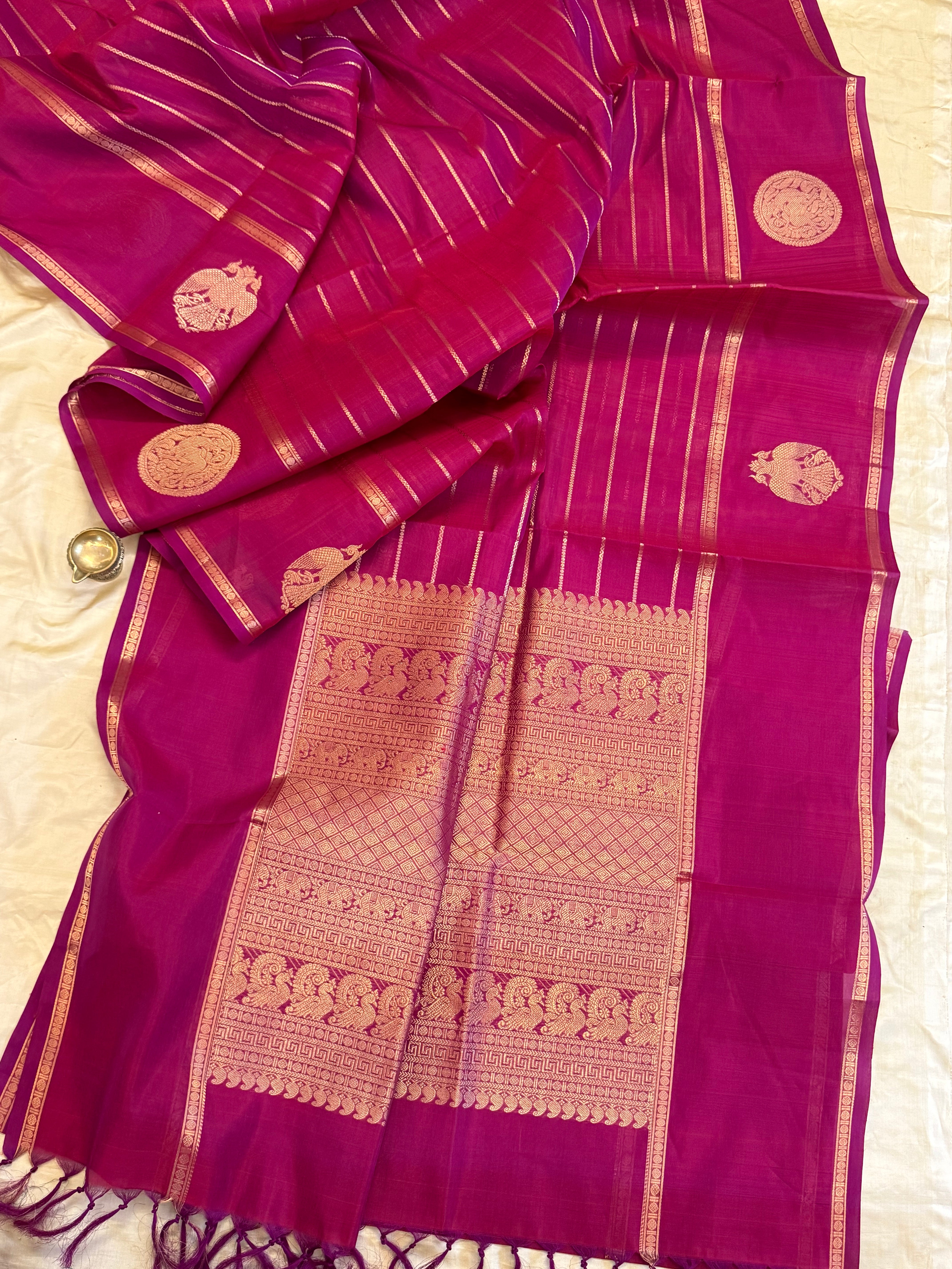 Pink veldhari border butta/ Silk Cotton