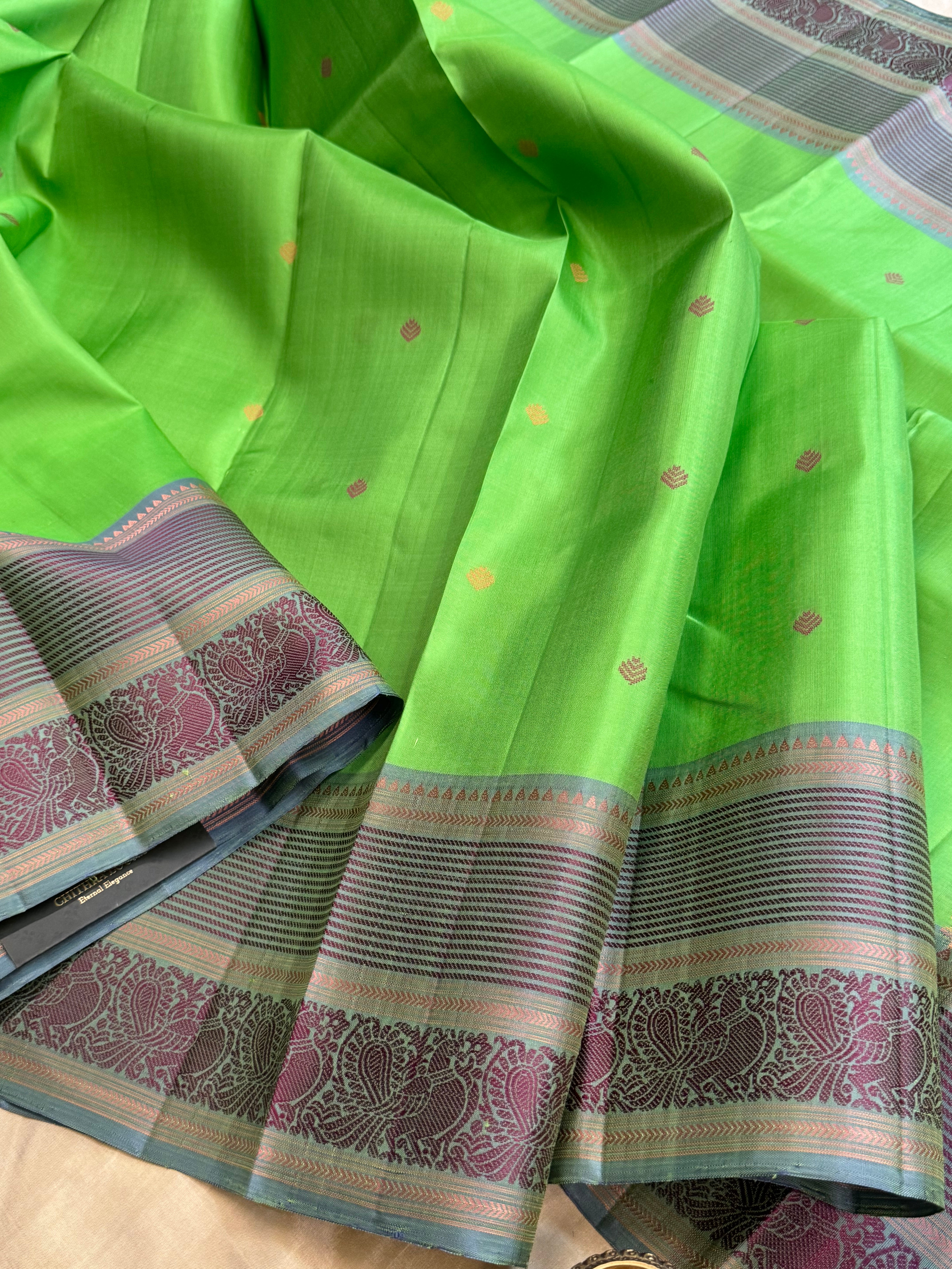 Parrot green double pet border/ Varnangal soft silk