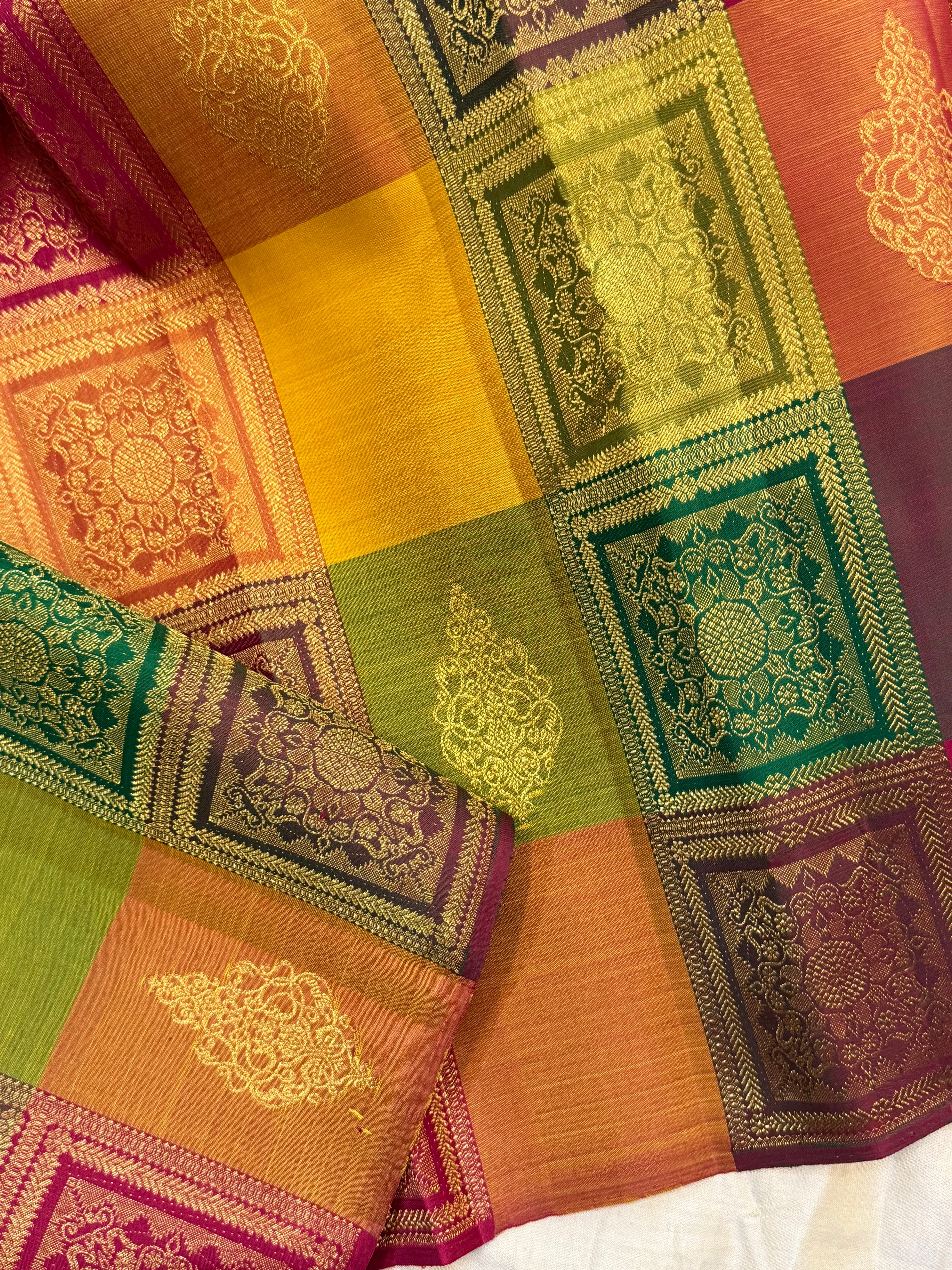 Paalum pazhamum boomkai pattern/ Kanjipuram silk