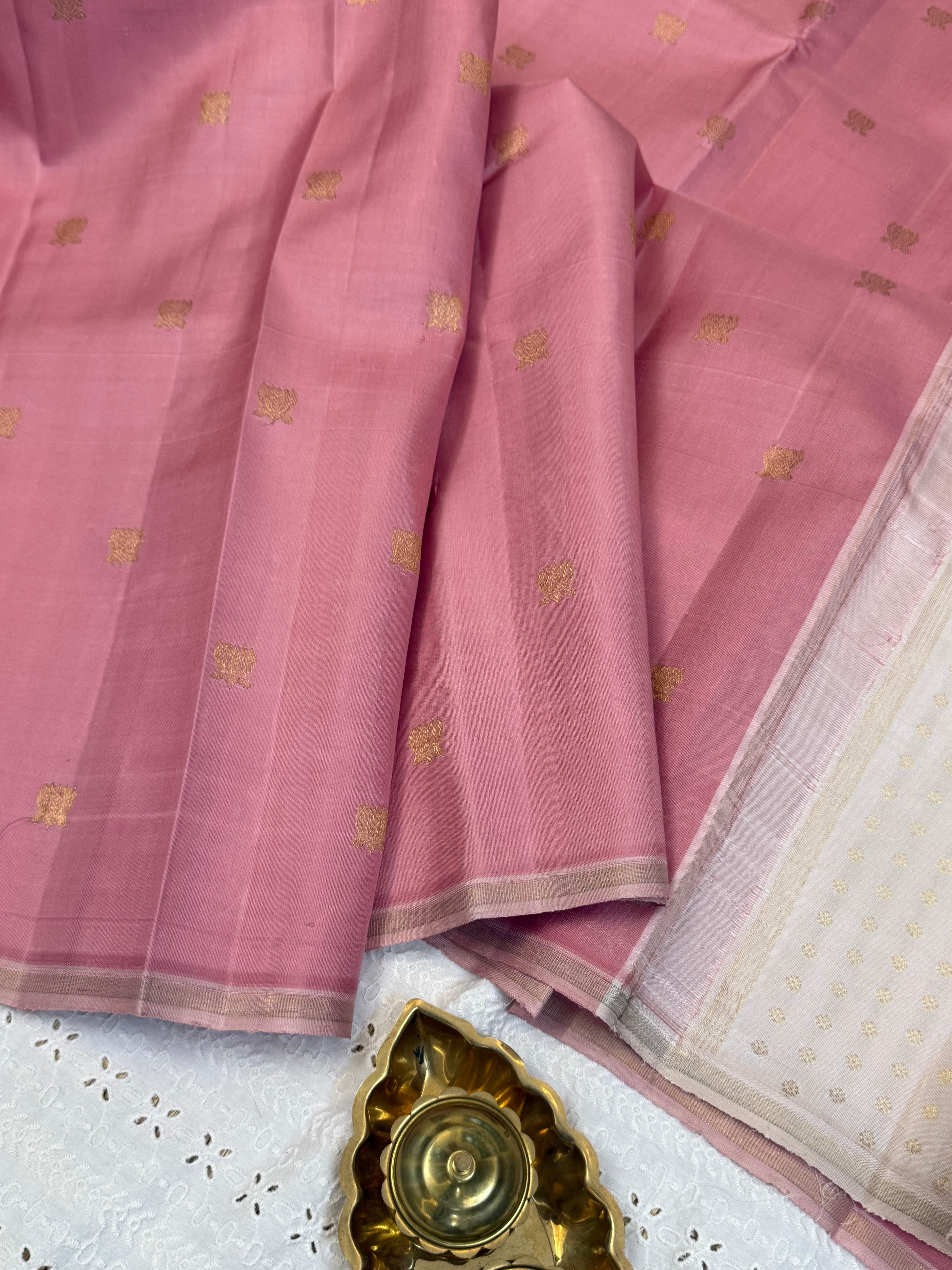 Pastel pink with lotus Butta border less / kanjipuram silk saree CLSA9777