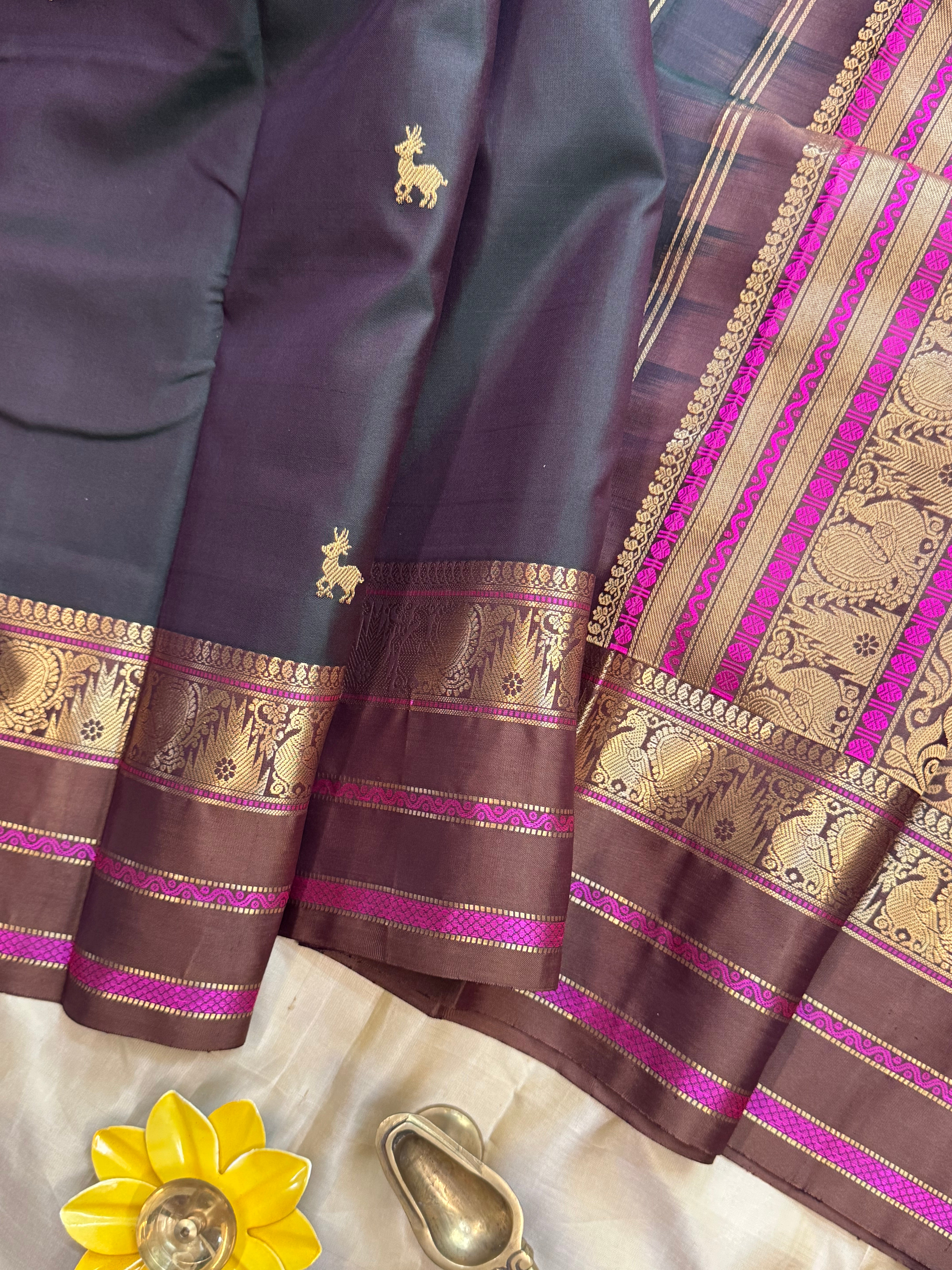 Green shot  annam pet / special edition silk