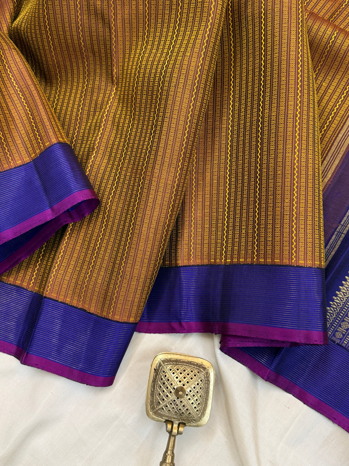 Honey Body thread work and vairaoosi border Korvai pure zari/ kanjipuram silk saree clsa 8900