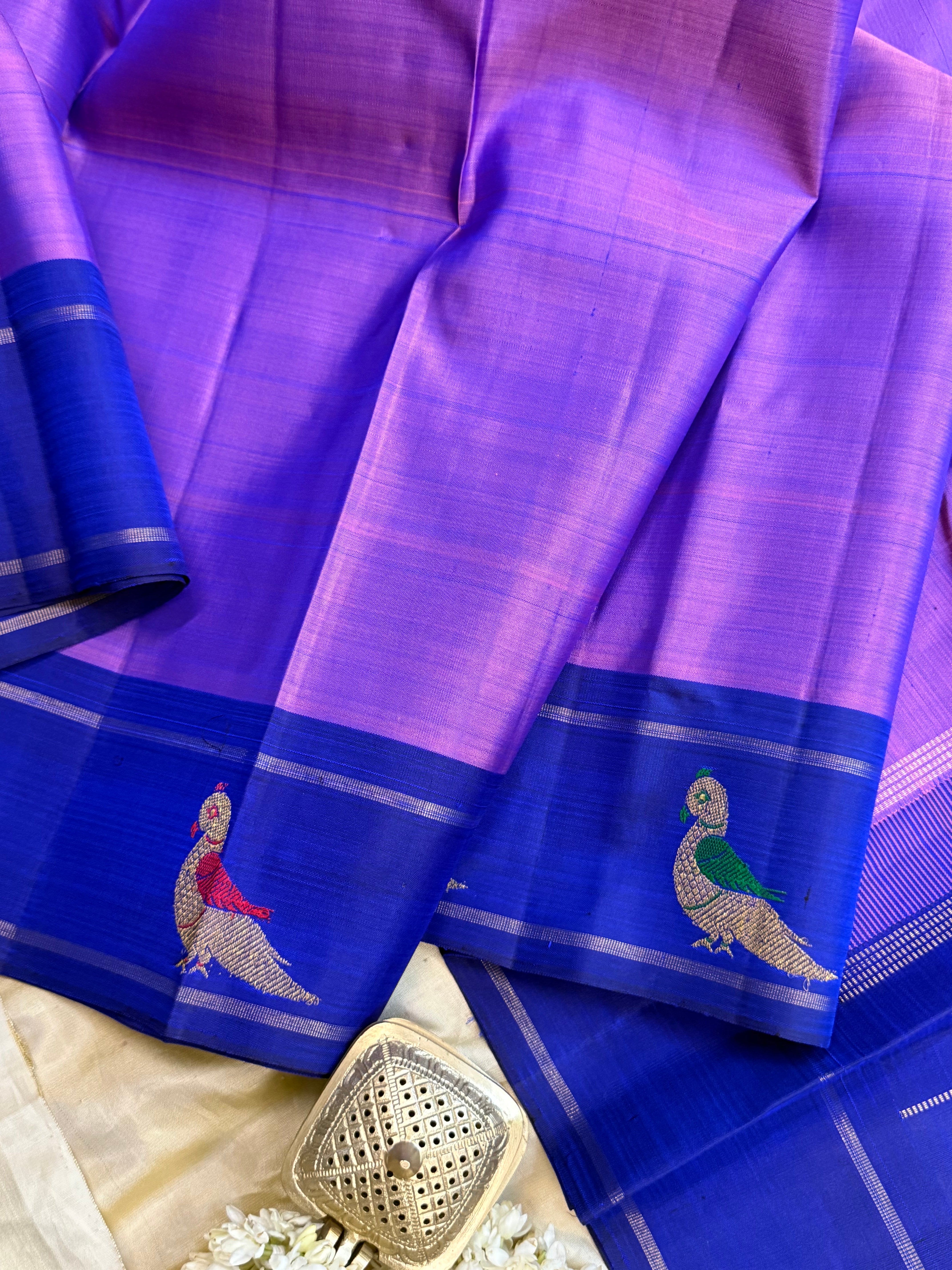 Purple shot blue border meenakari killi butta / Kanjipuram silk