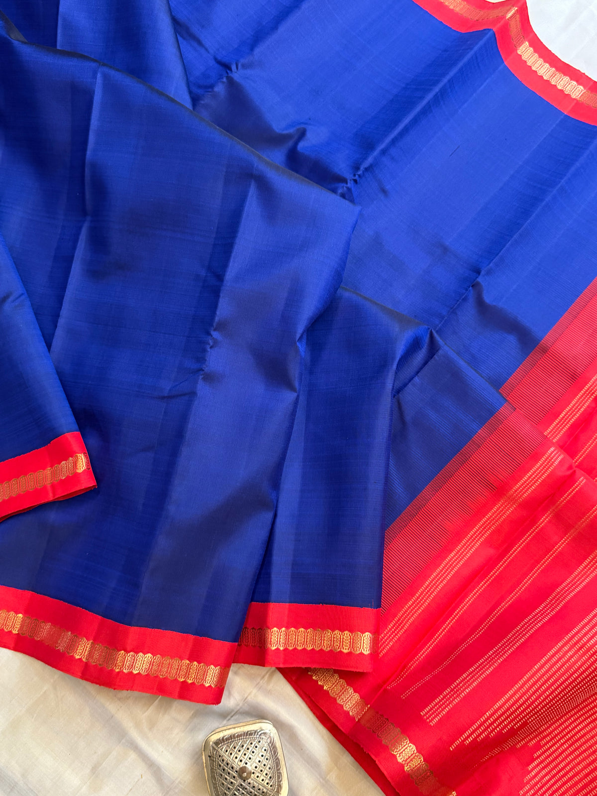Blue and red Korvai pure Zari /Kanjipuram silk saree