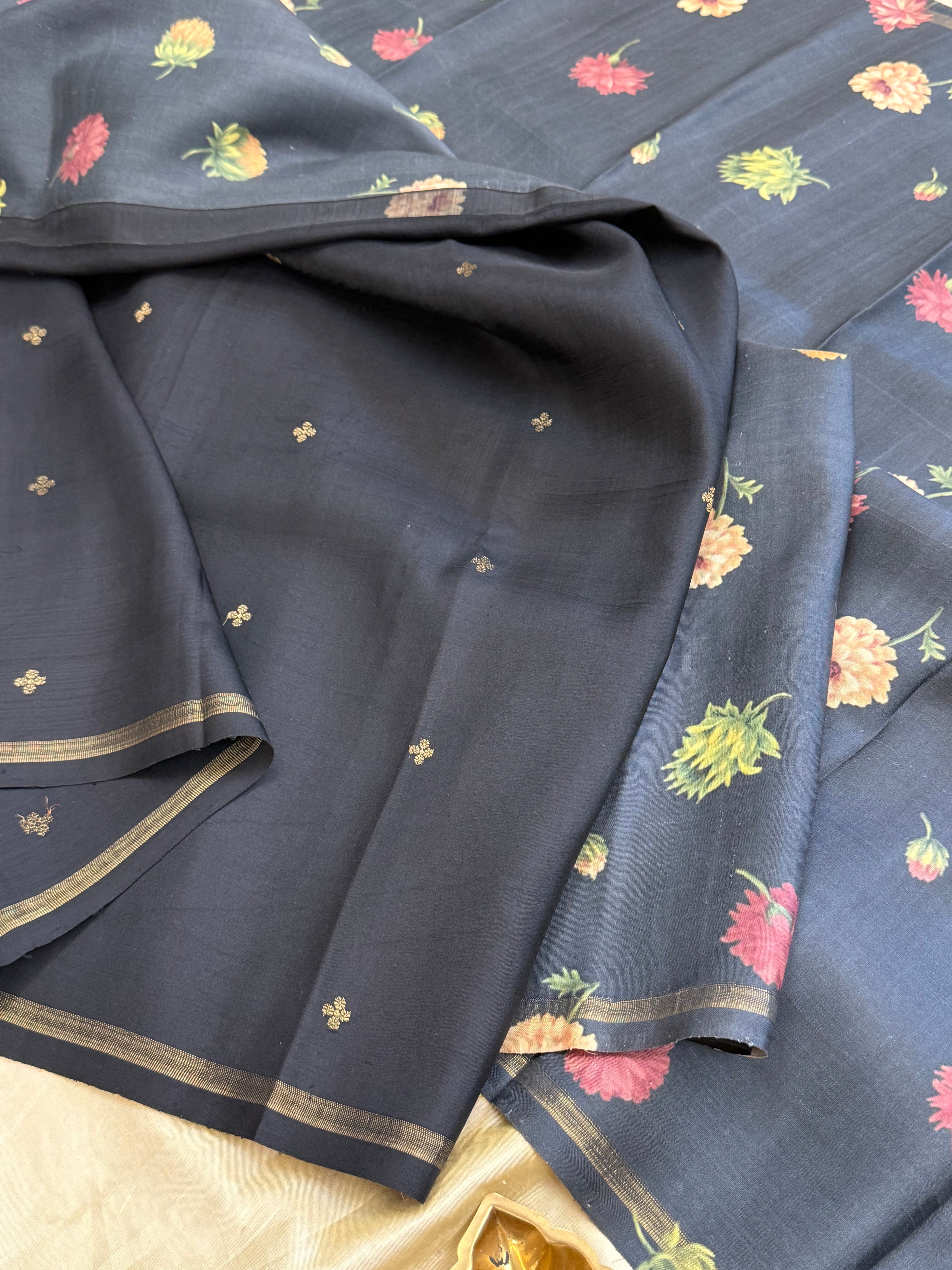 FLORAL DIGITAL PRINTED PURE ZARI / KANJIPURAM SILK SAREE CLSA 10818