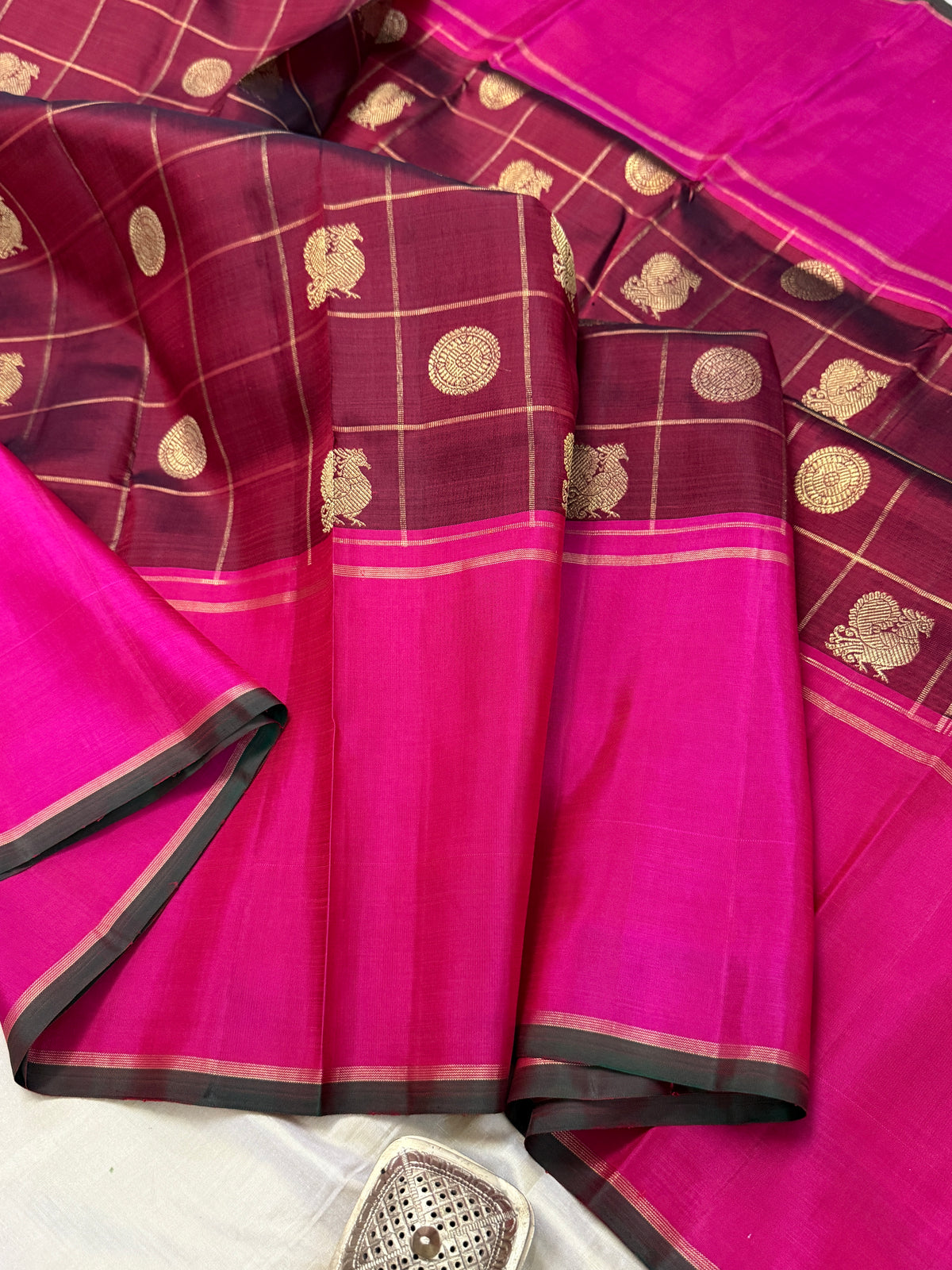 Maroon with long border Pure Zari Annam chakram Kattam butta /kanjipuram silk saree