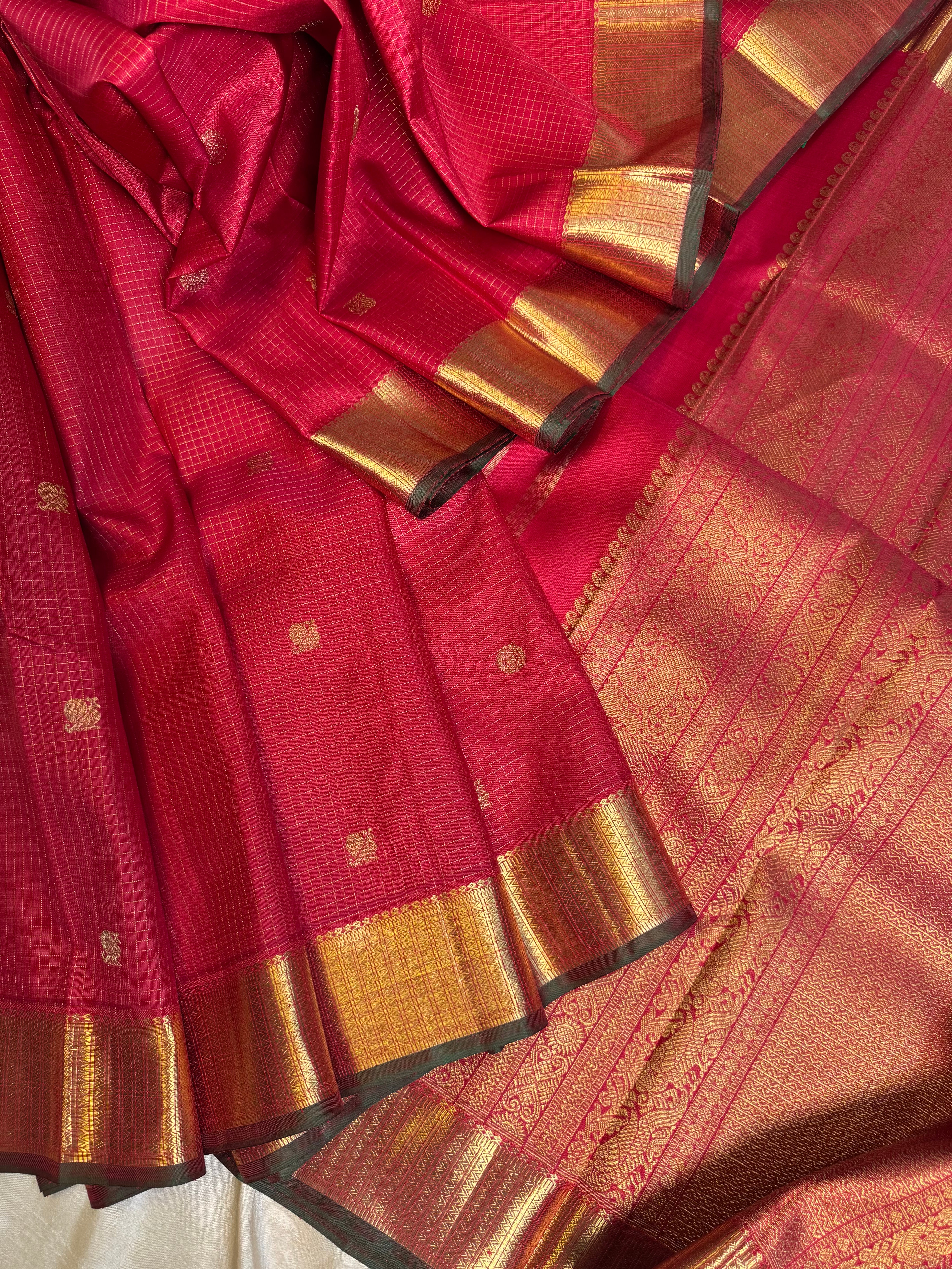 Araku red Zari Kattam  / Kanjipuram silk