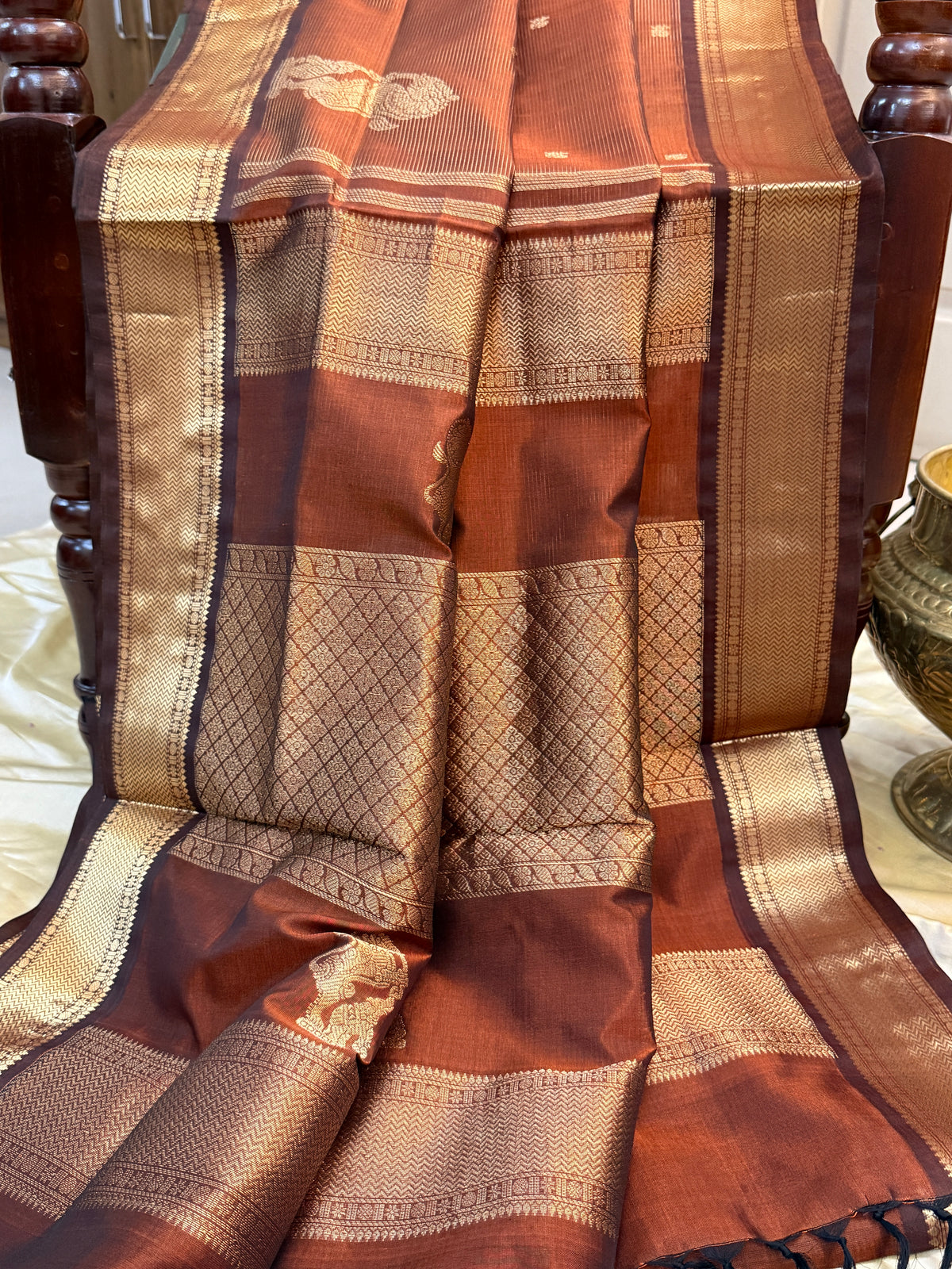 Premium silk cotton vairaoosi yazhli butta/ clsa 12392