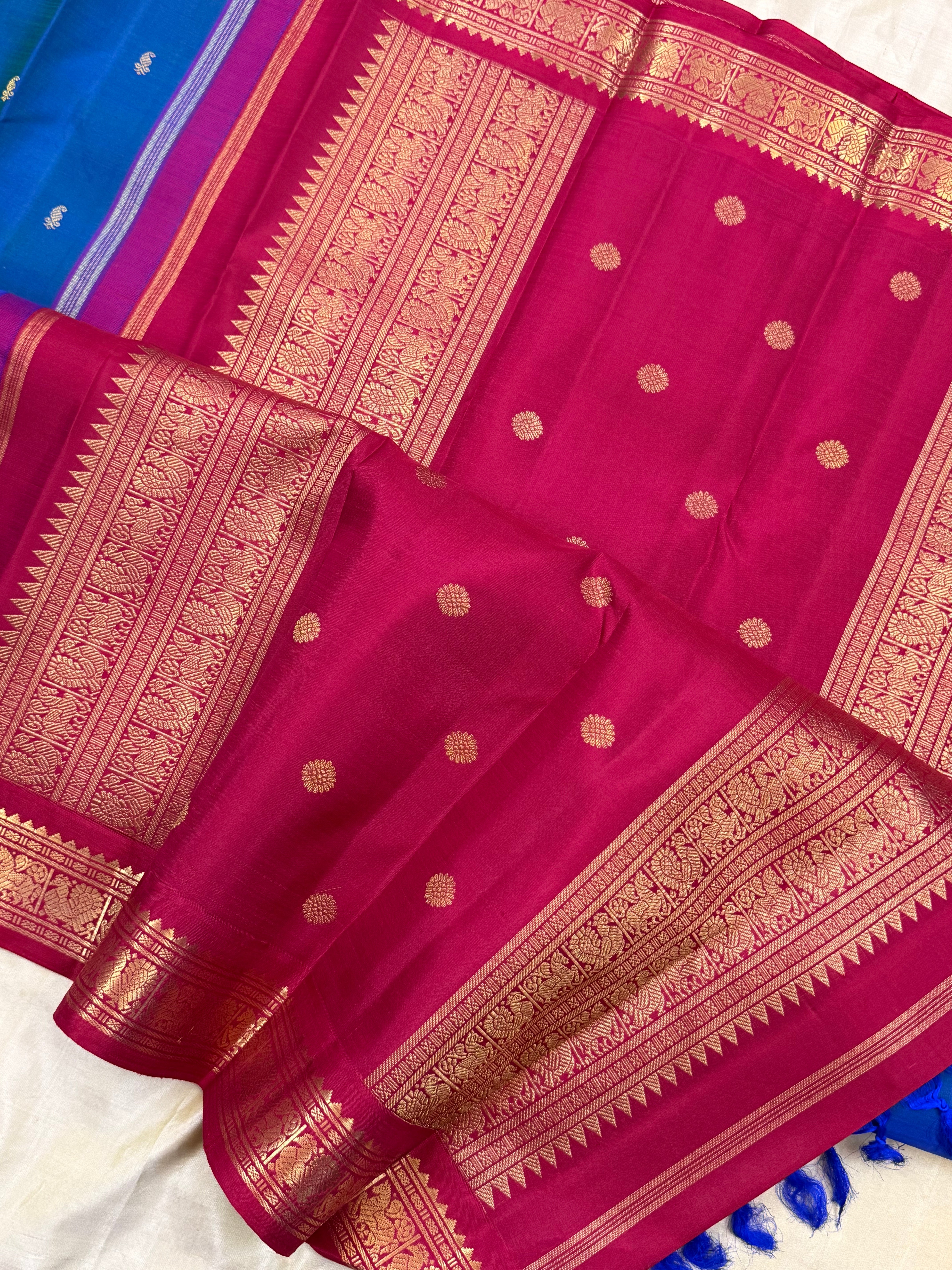 MAYILKAZHUTHU BODY WITH ARAKU TEMPLE SMALL KORVAI/ KANJIPURAM SILK CLSA10559