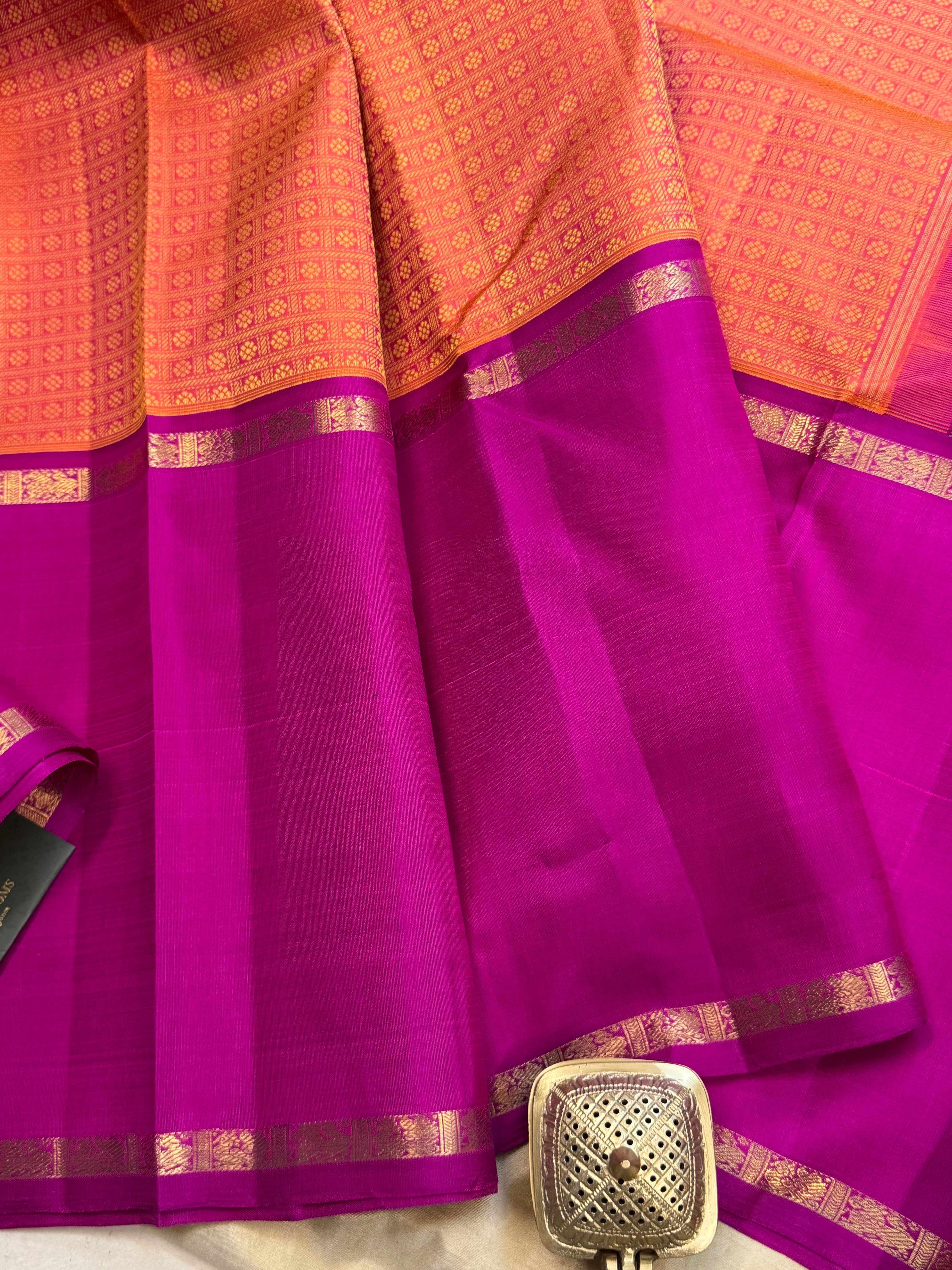 Kanagambaram Laksham Butta / kanjipuram silk