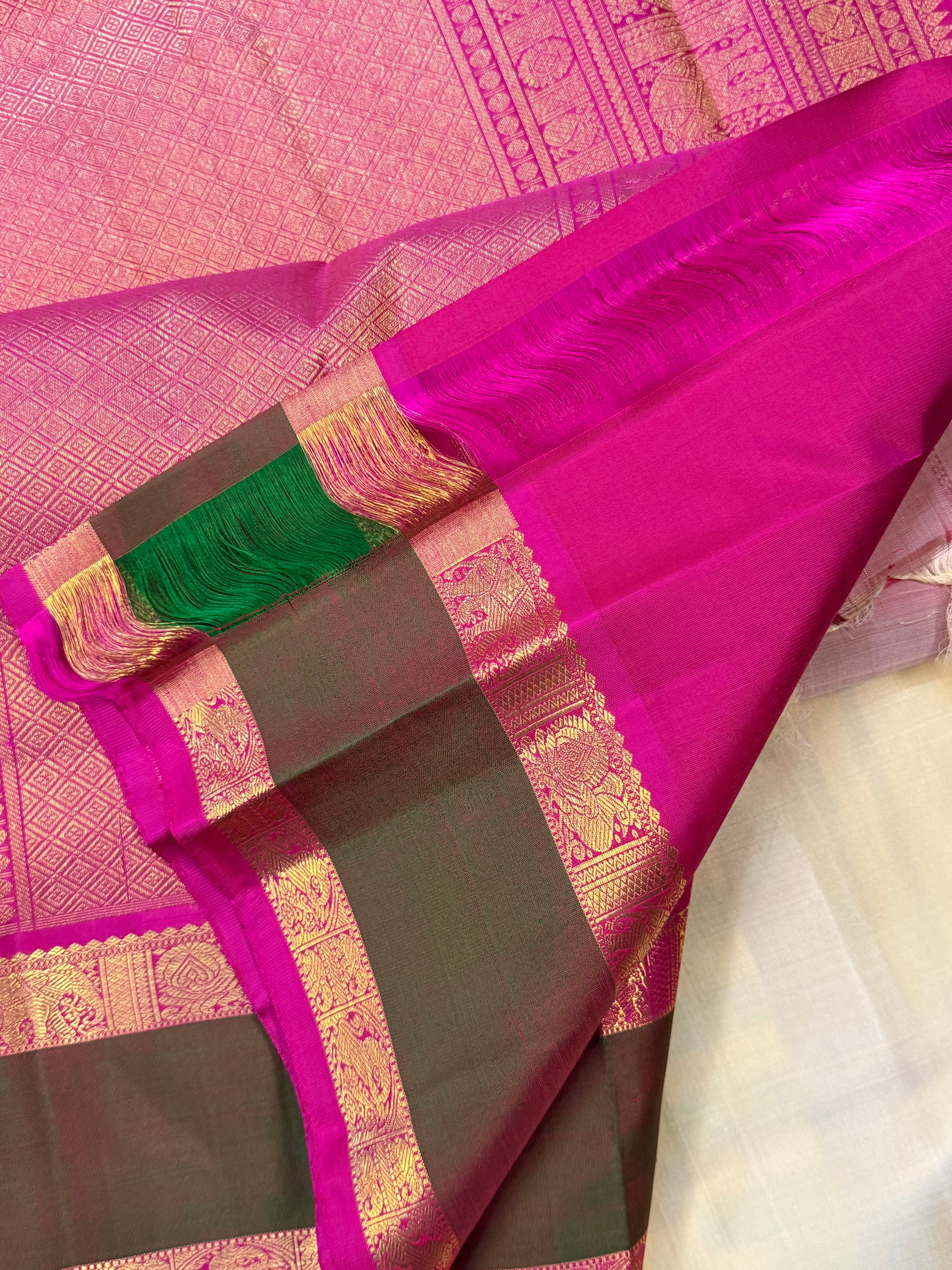 Mann : bud rose Kattam earthy hues in pure Zari Kanjipuram silk
