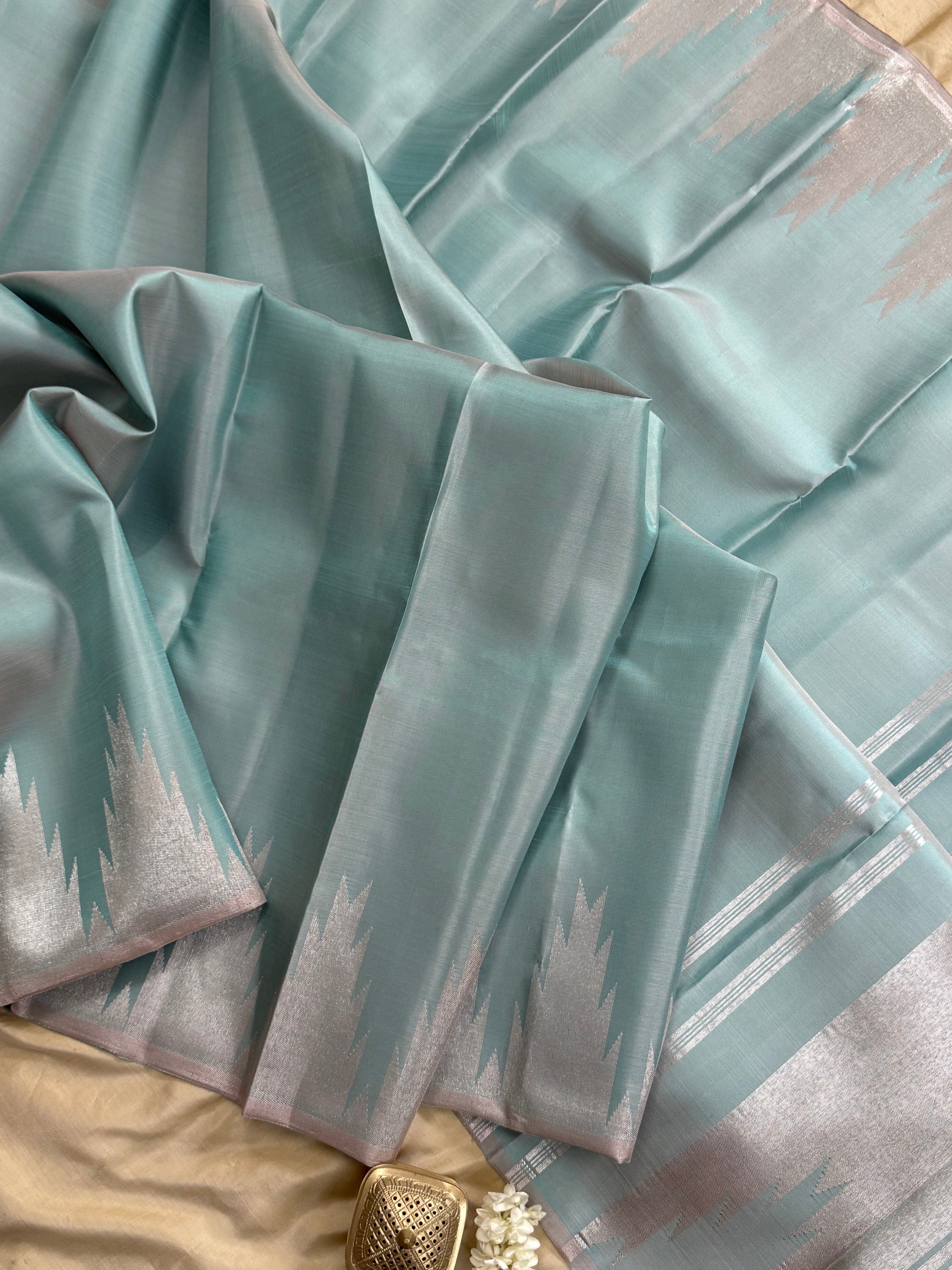 Powder blue silver zari 8 kol temple border/ Kanjipuram silk CLSA8766
