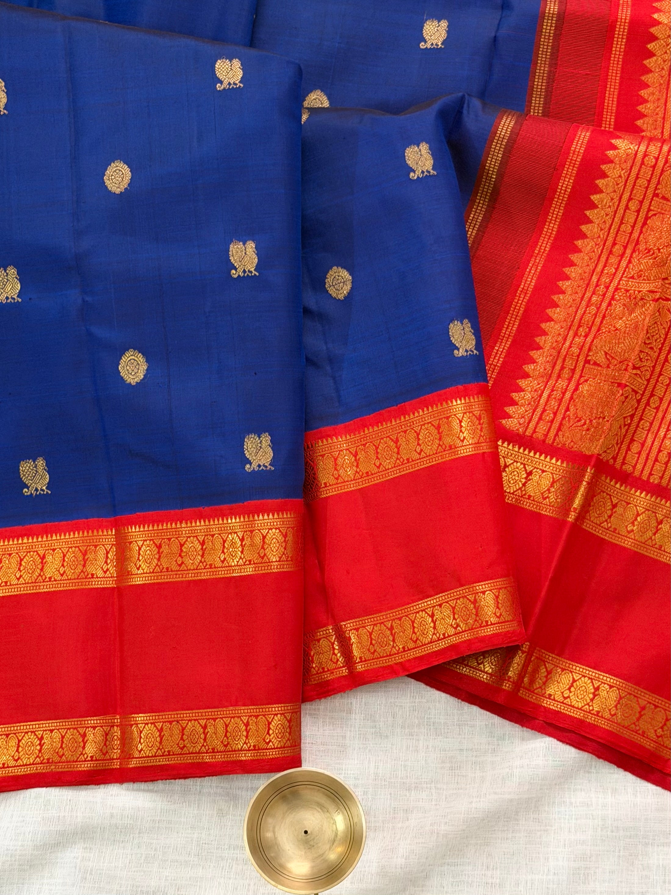 Ms blue  Korvai retta pet   / Arani silk