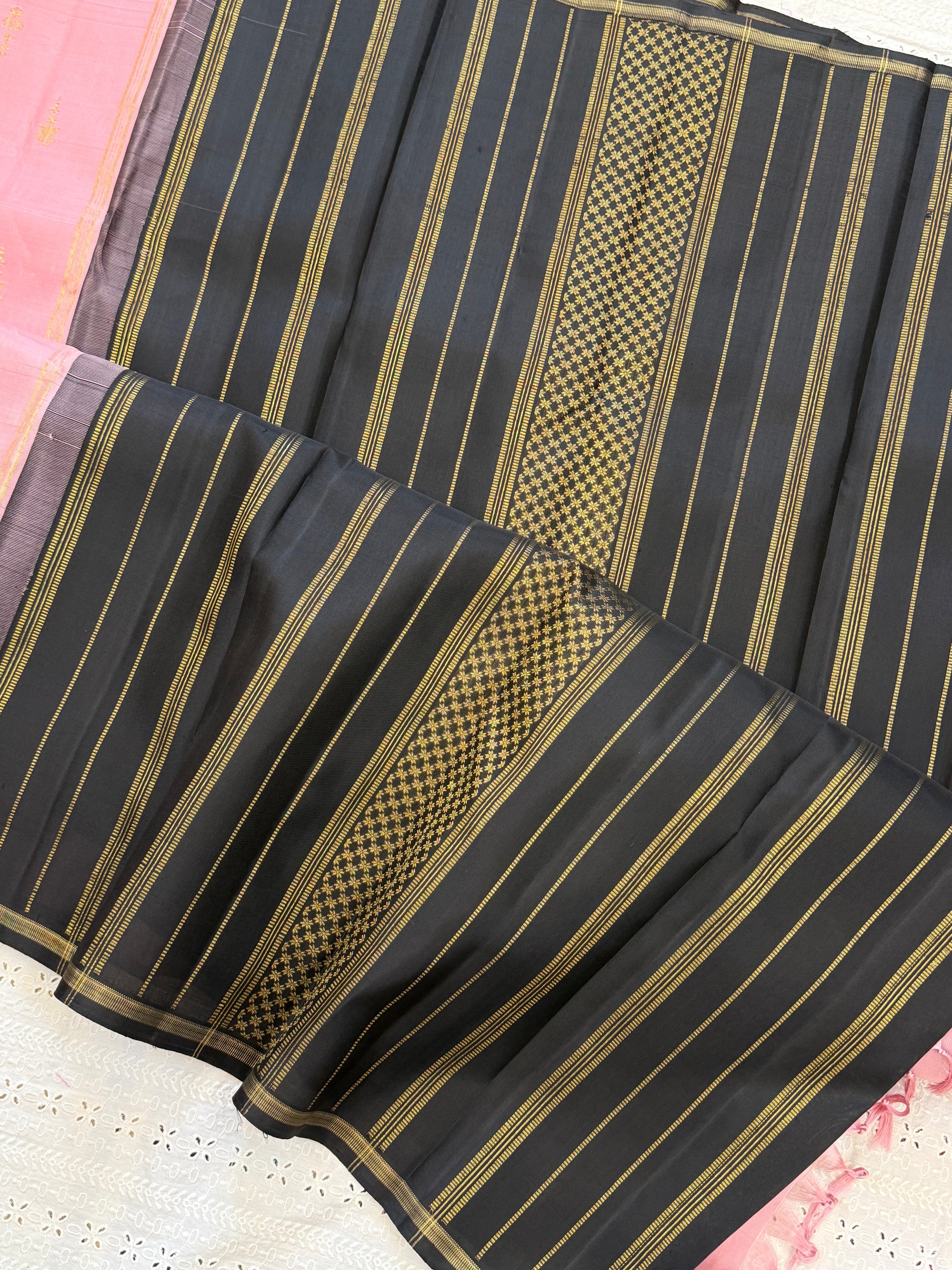 Pink Lotus butta borderless/ Kanjipuram silk CL9770