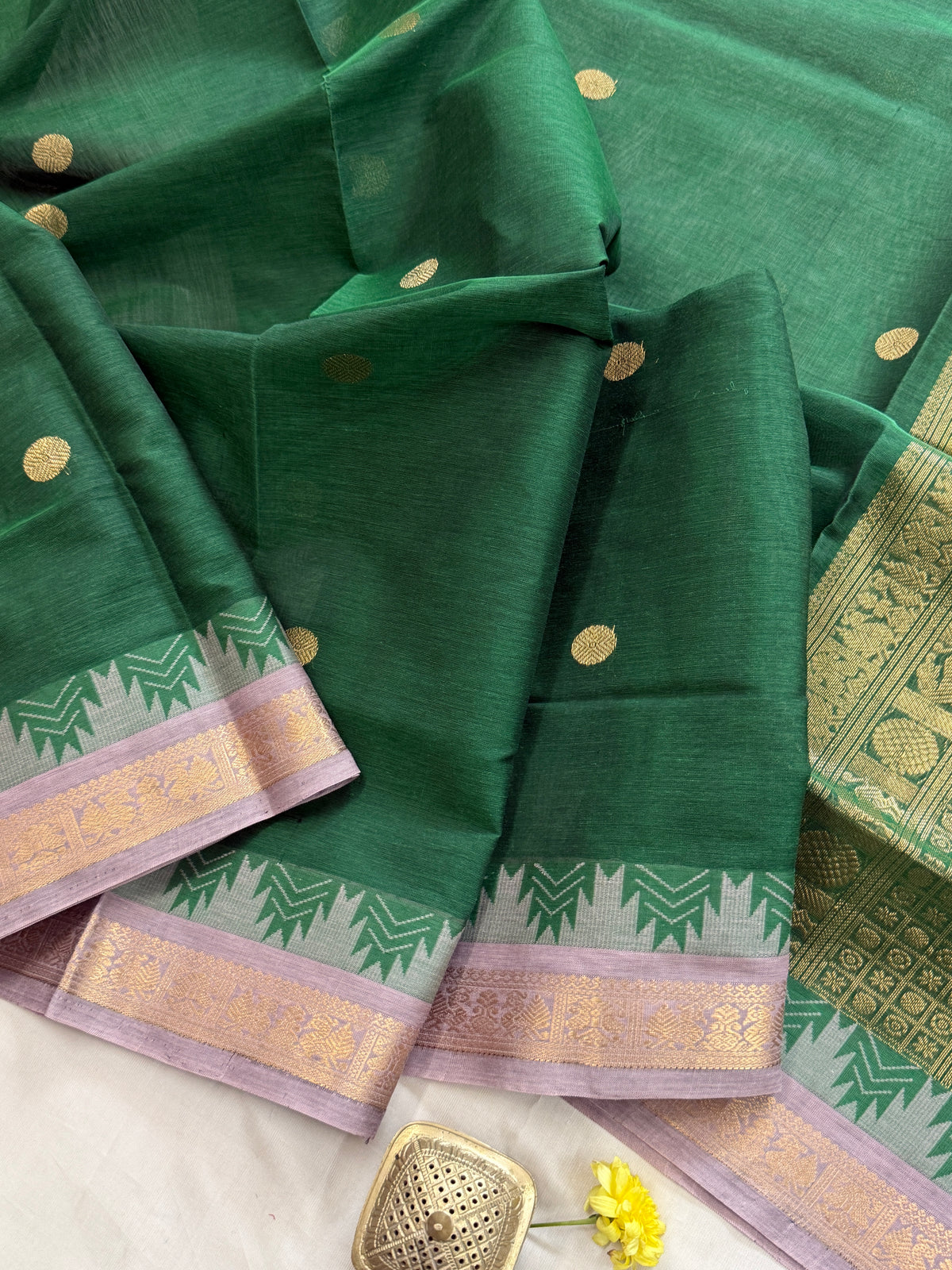 Forest green body with temple border silk cotton clsa 6597
