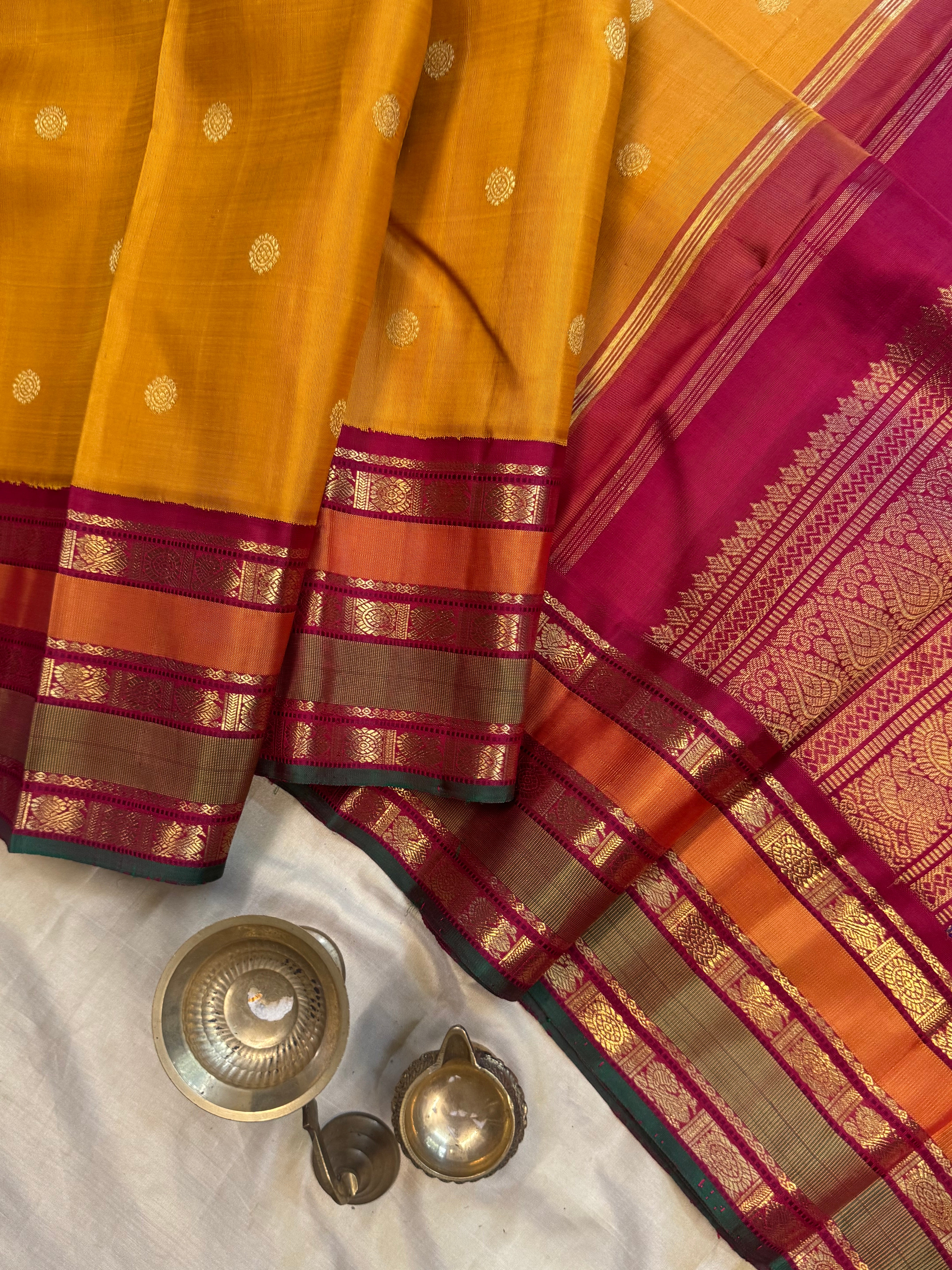 AALAYAM :   Varisapet yellow kanjipuram silk