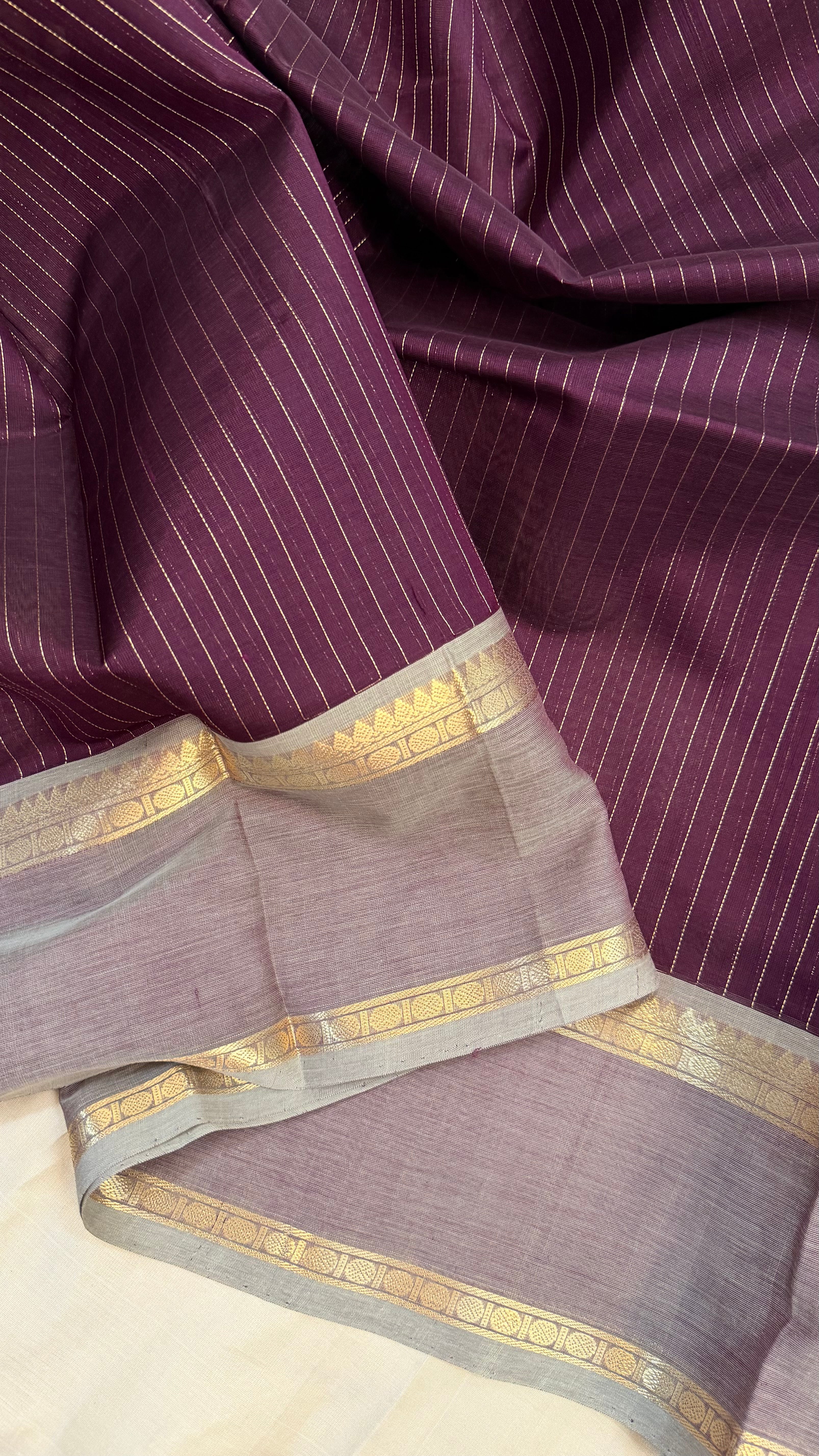 Paaku zari lines rettapet border/ Silk Cotton