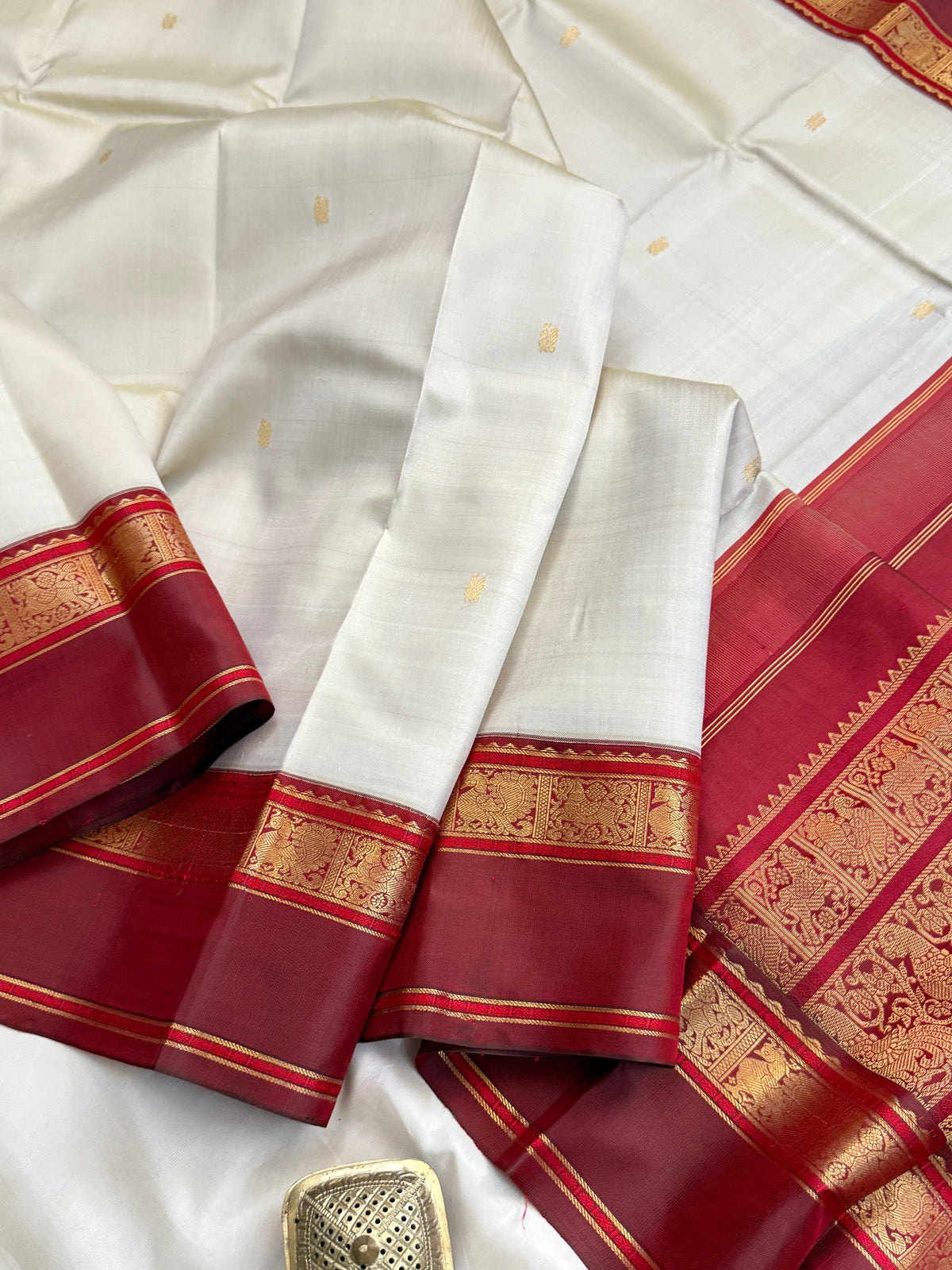 Special edition ivory with Korvai Zari Butta silk saree/clsa 12428