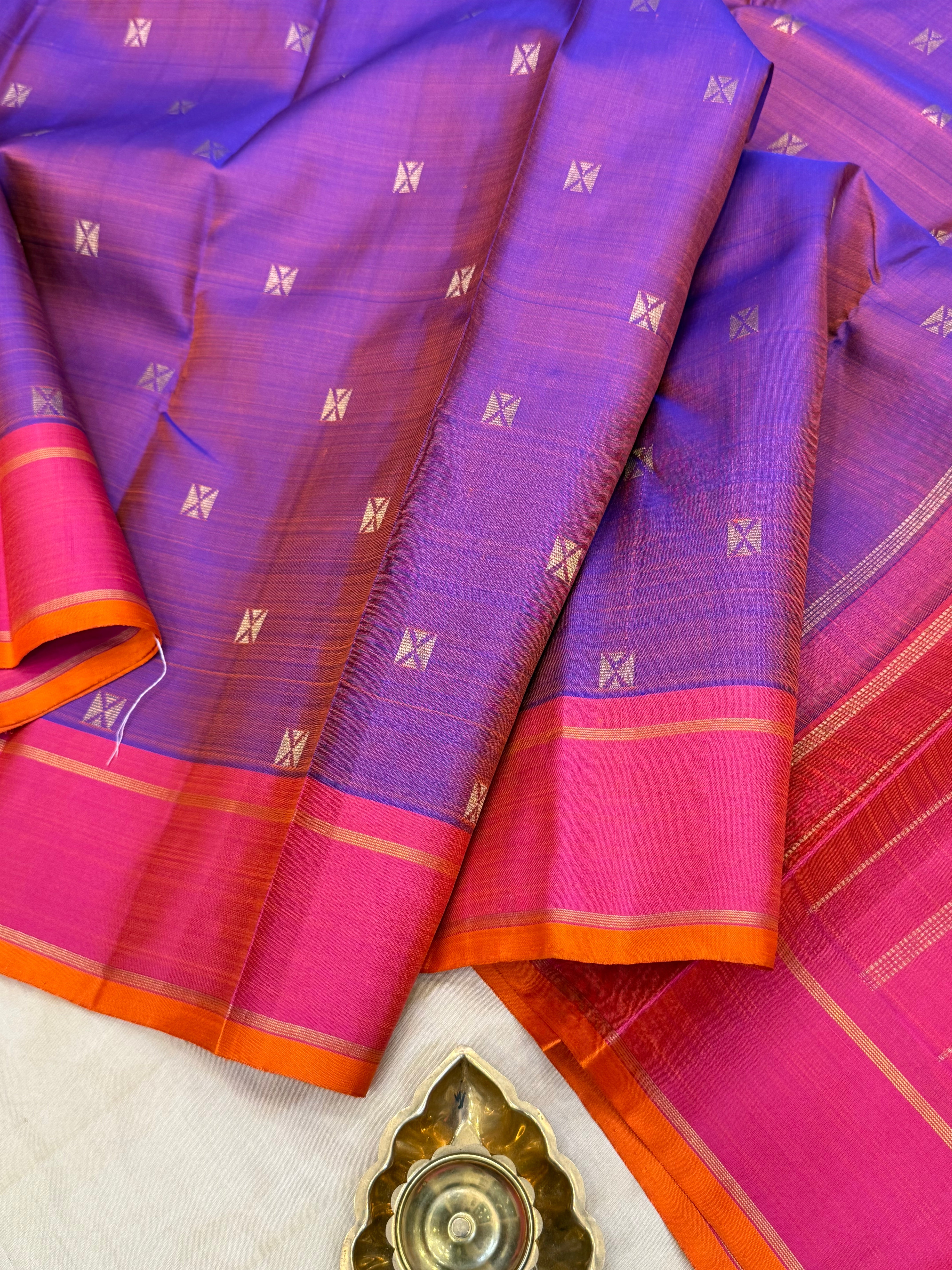 Kalyani : purple shot pink / Kanjipuram silk