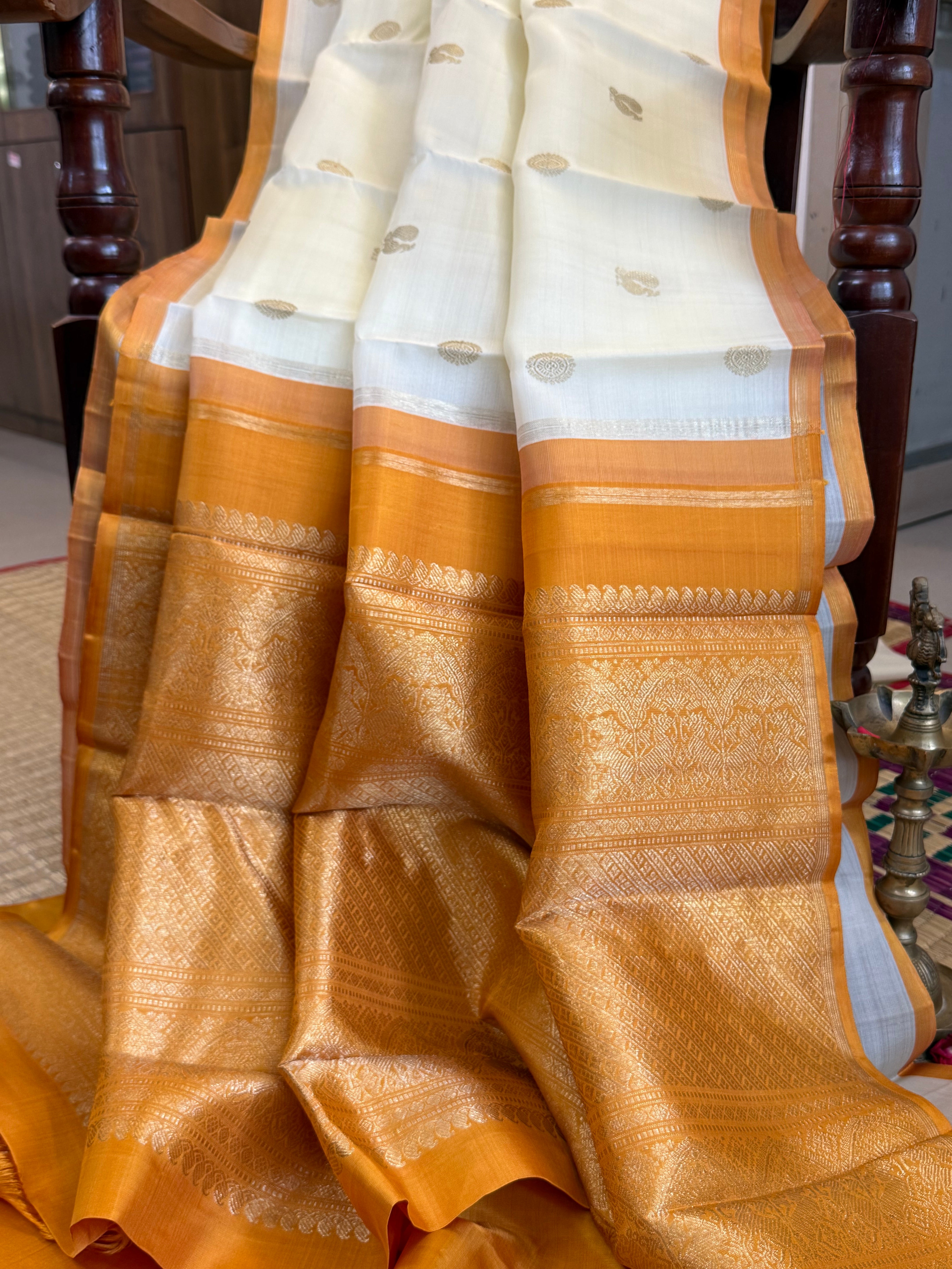 Off white with mustard Organza border less saree