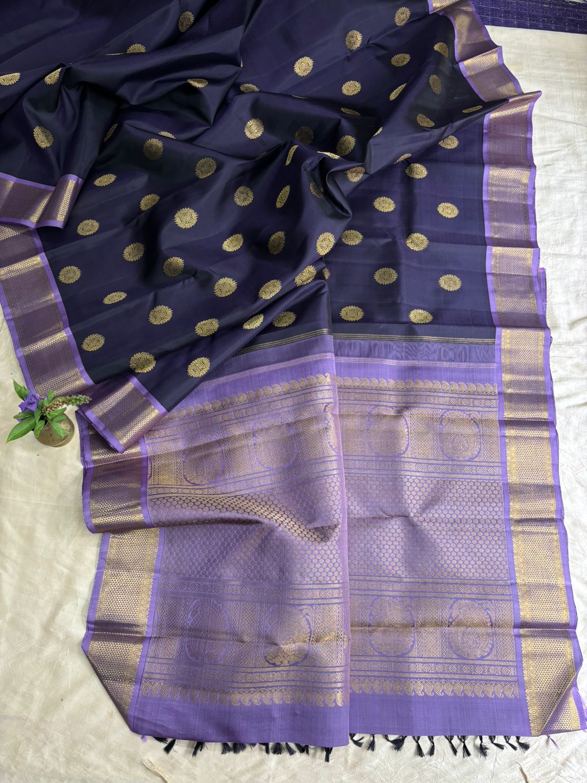 Dark blue with lavender / kanjipuram silk