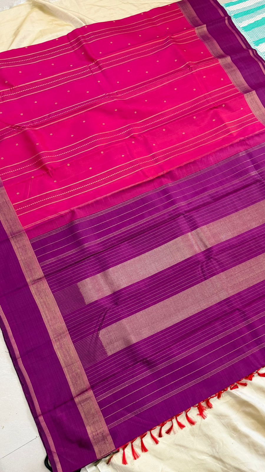 Pinkish magenta veldhari stripes / Kanjipuram silk