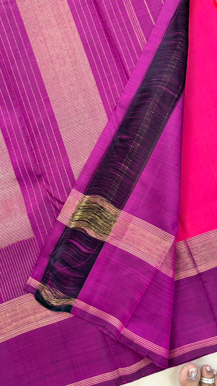 Pinkish magenta veldhari stripes / Kanjipuram silk