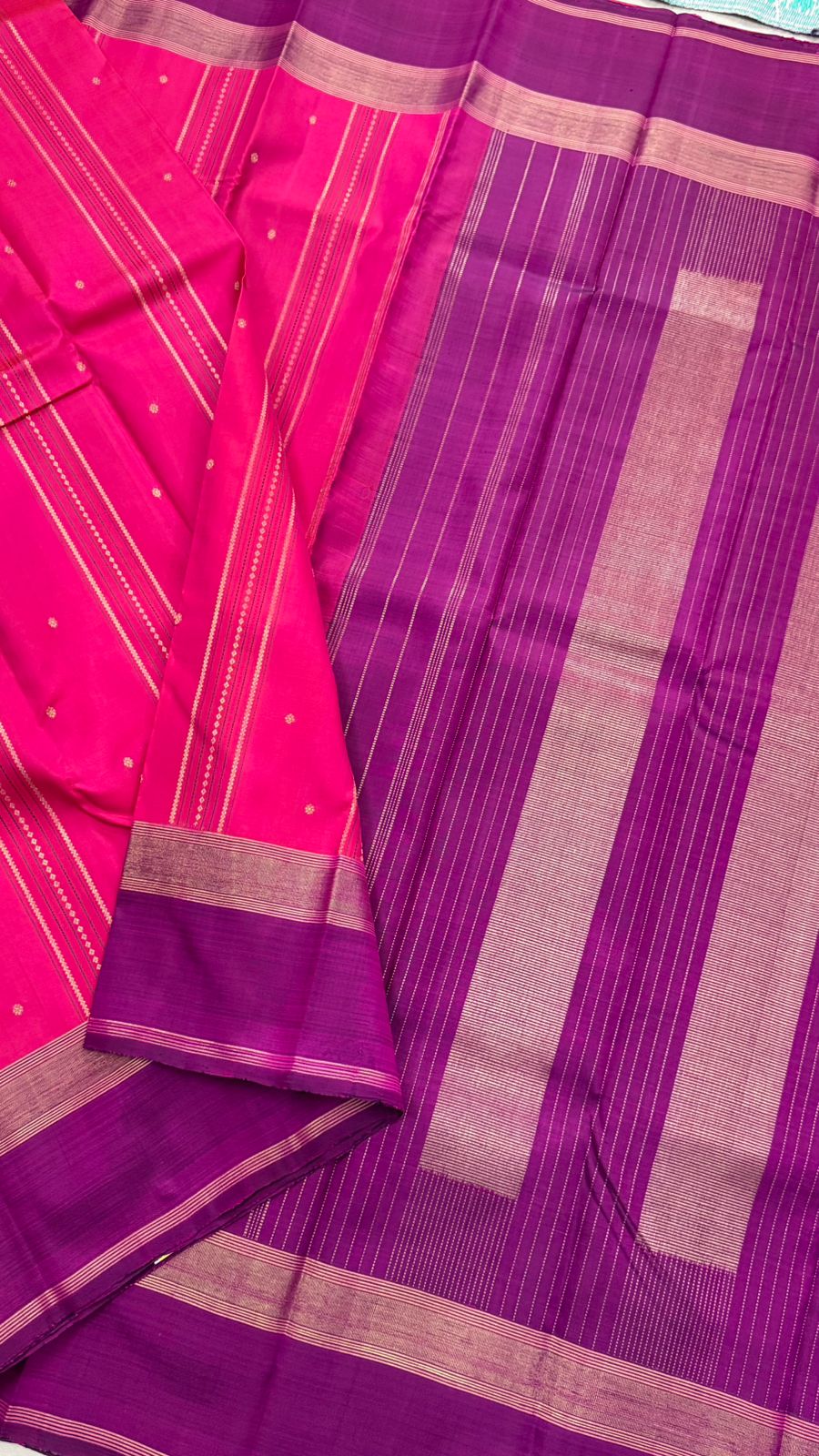Pinkish magenta veldhari stripes / Kanjipuram silk