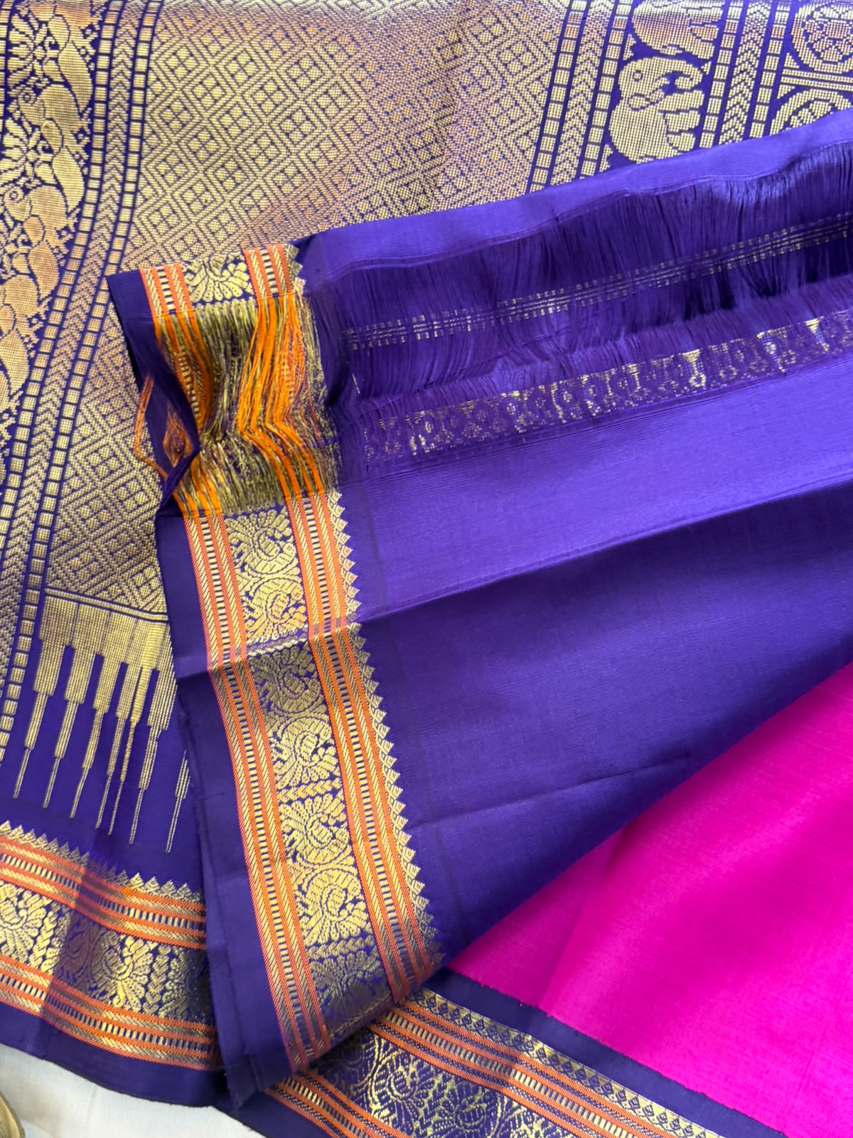 Pure Zari vintage style adai woven Kanjipuram