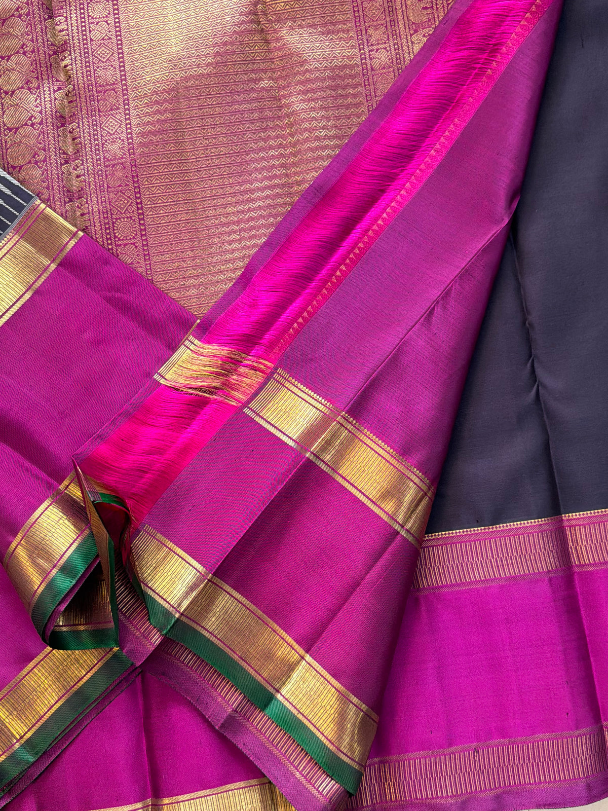Varisapet black  / pure Zari Kanjipuram silkCLSA9899