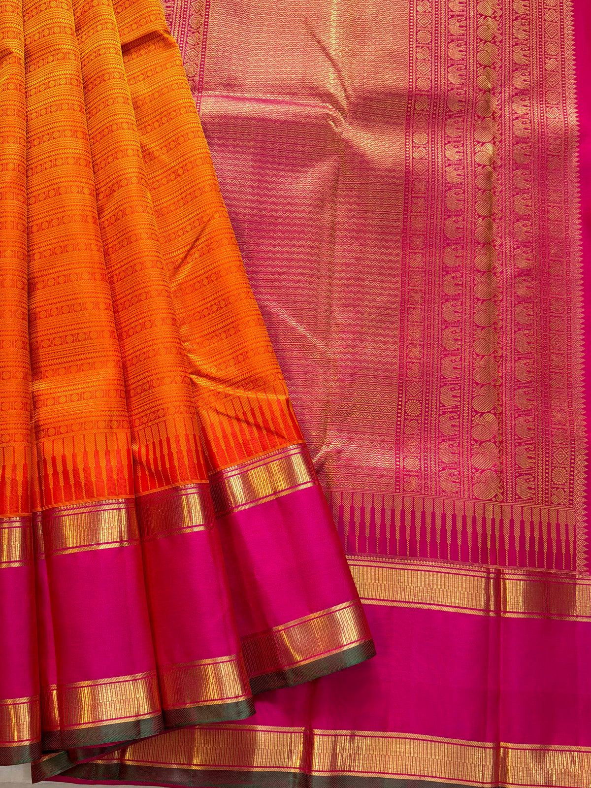 Varisapet orange / pure Zari Kanjipuram silkCLSA10617
