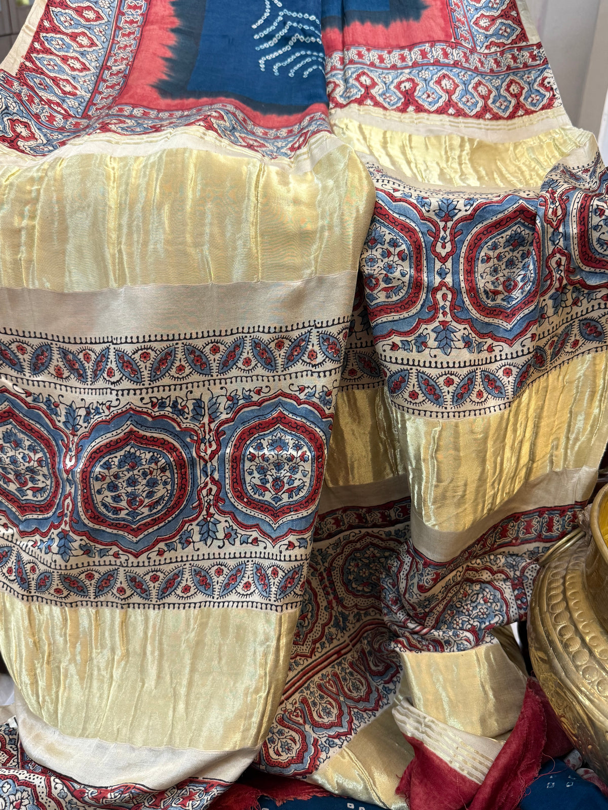 Bhandhini and ajrak prints / Gajji silk clsa 12669