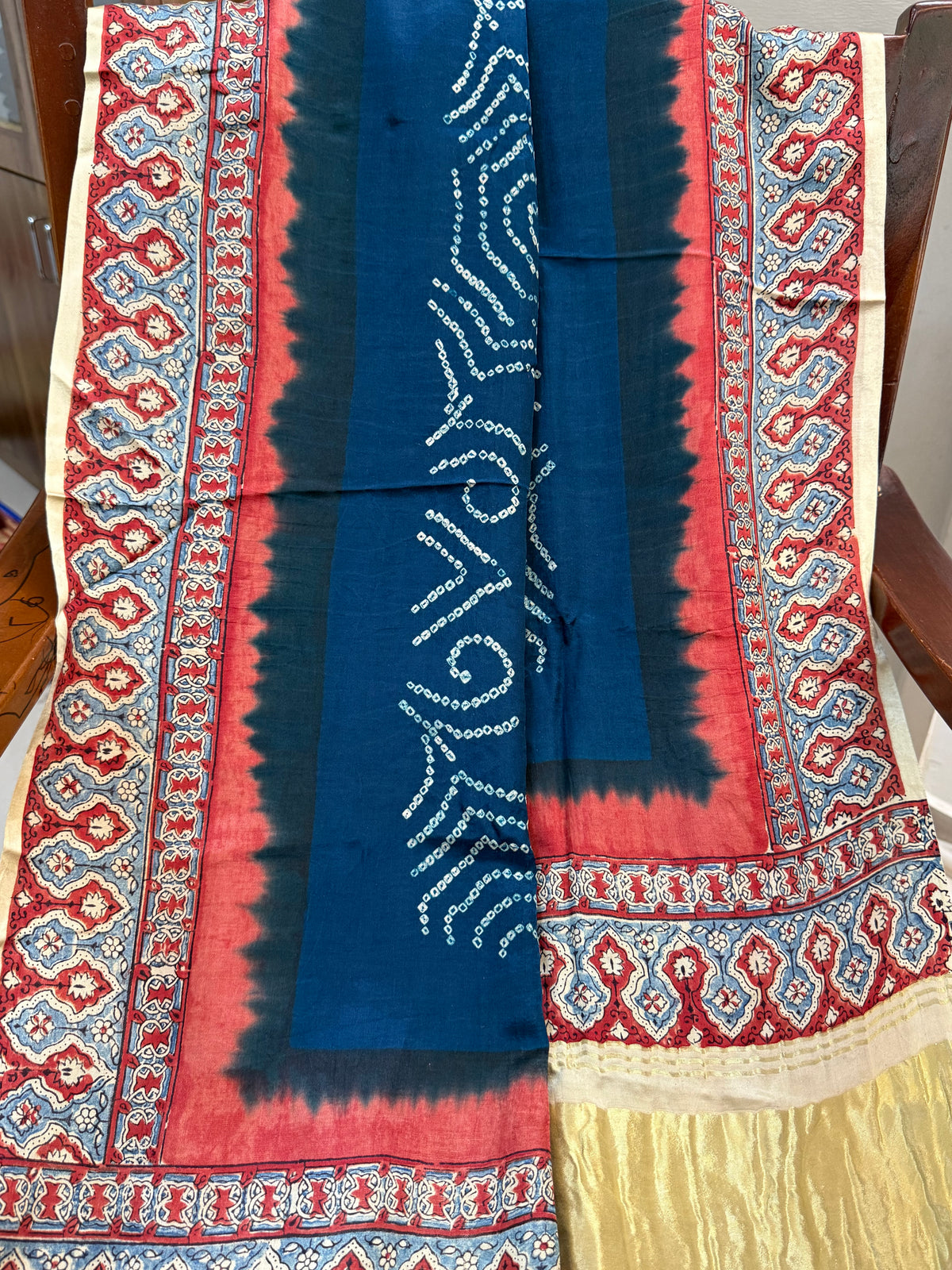 Bhandhini and ajrak prints / Gajji silk clsa 12669
