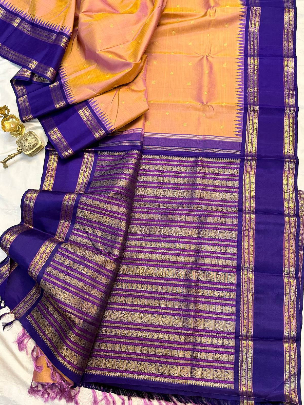 Unusual body with Korvai pure zari kanjipuram silk saree clsa 10973