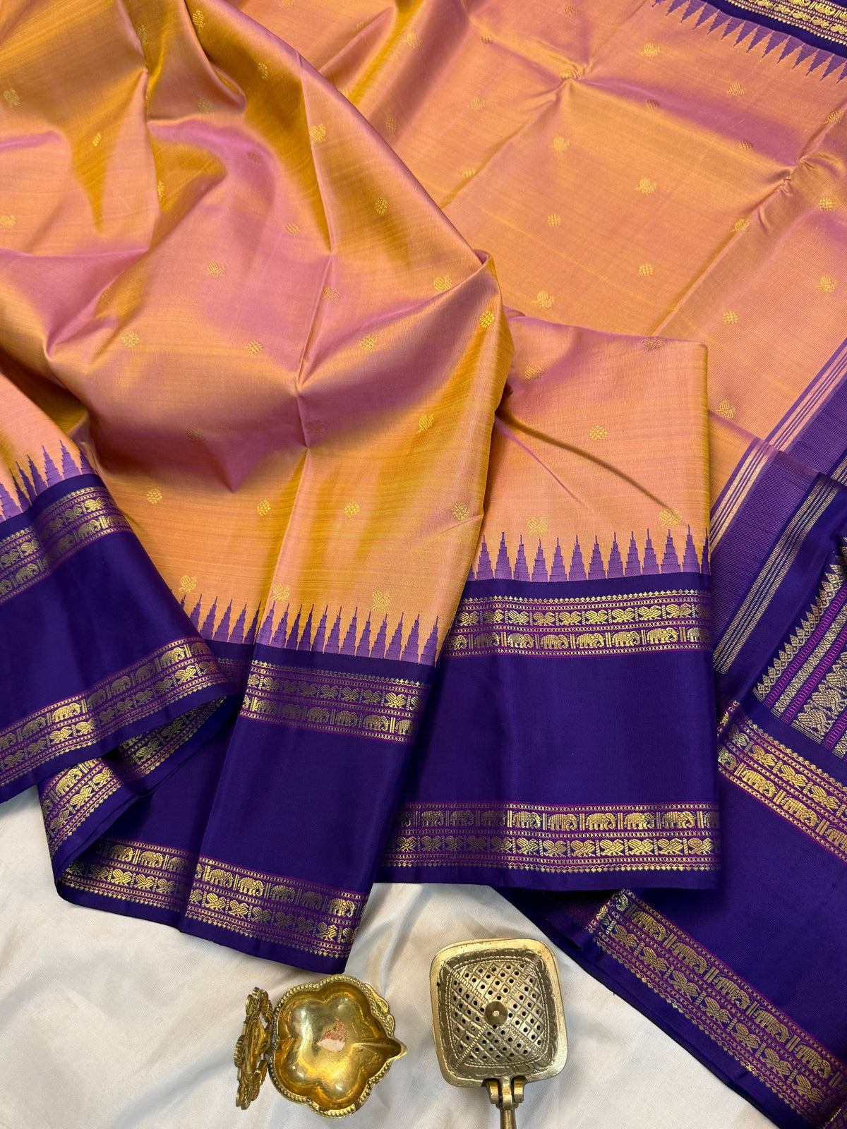 Unusual body with Korvai pure zari kanjipuram silk saree clsa 10973
