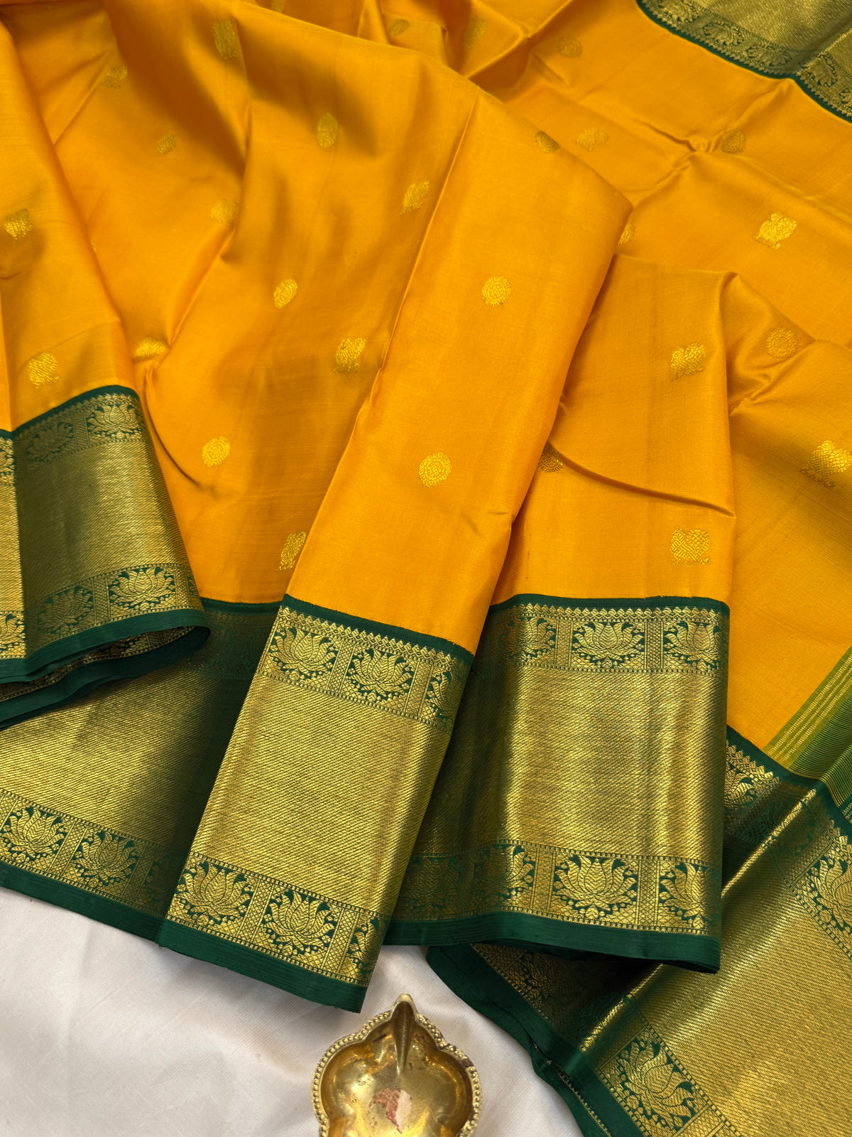 Aarani golden yellow Zari Butta Korvai/kanjipuram silk saree clsa 6697