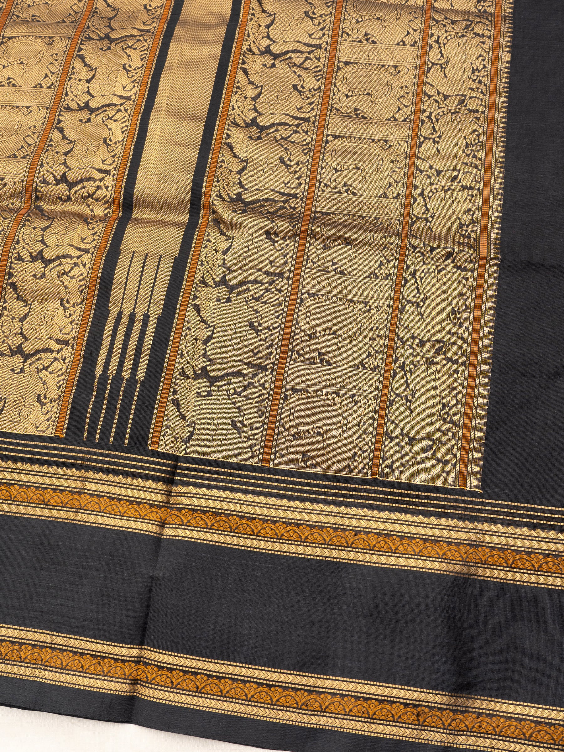 Black stripes - rettapet border/ Silk Cotton Saree CLSA8327