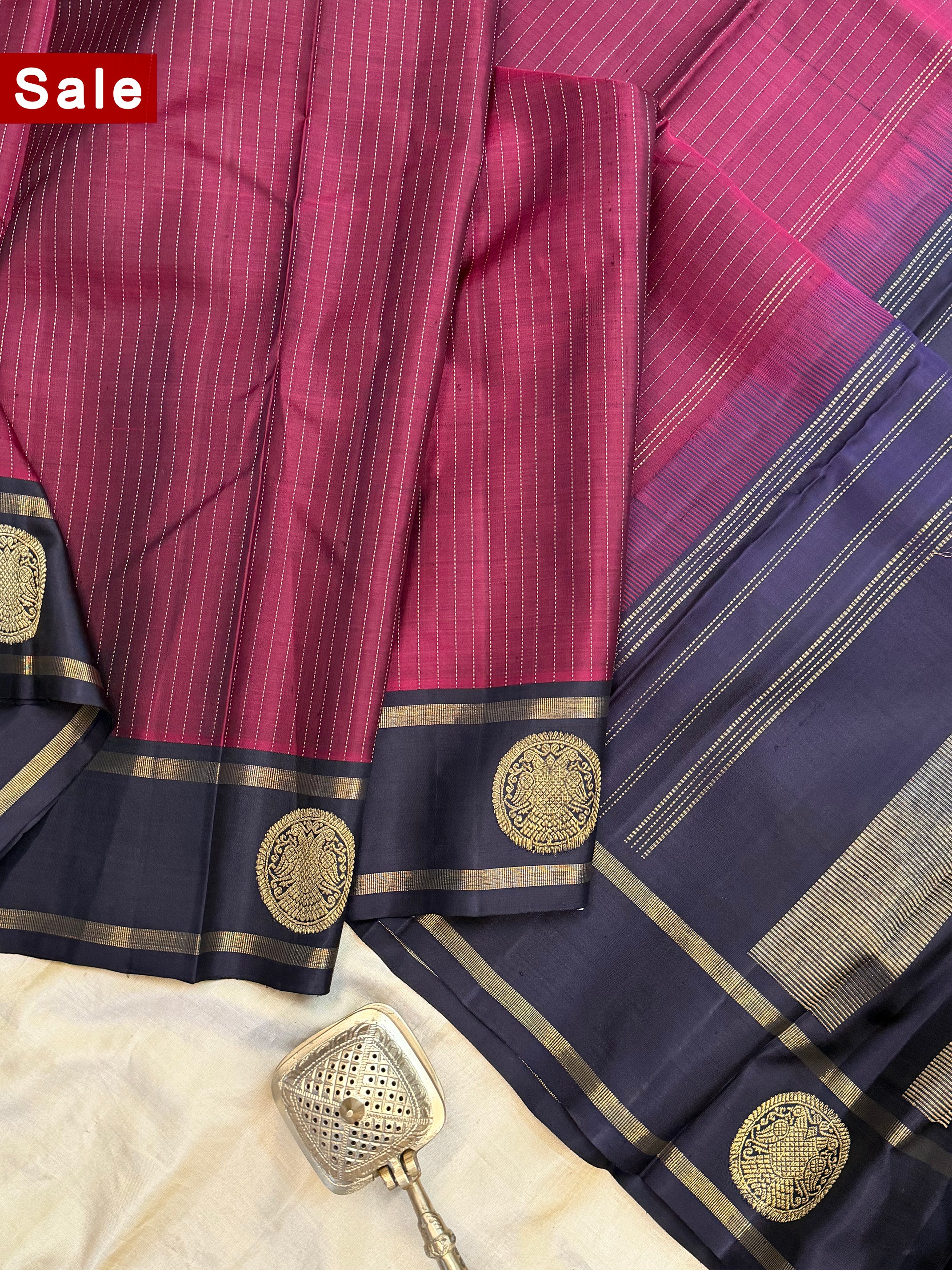 Permam : beetroot colour border Butta .  / Kanjipuram silk CL4801